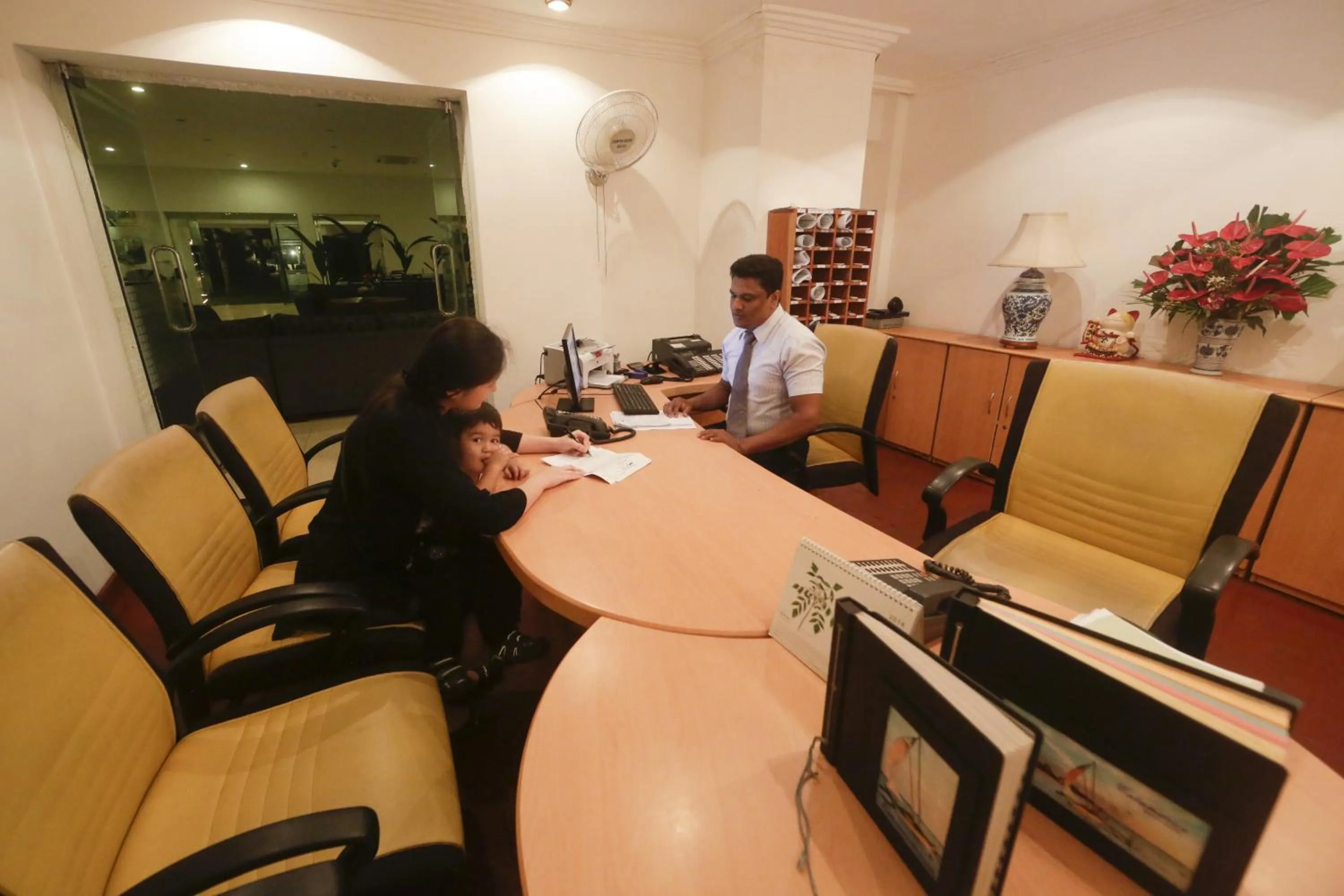 Lobby or reception in Catamaran Beach Hotel