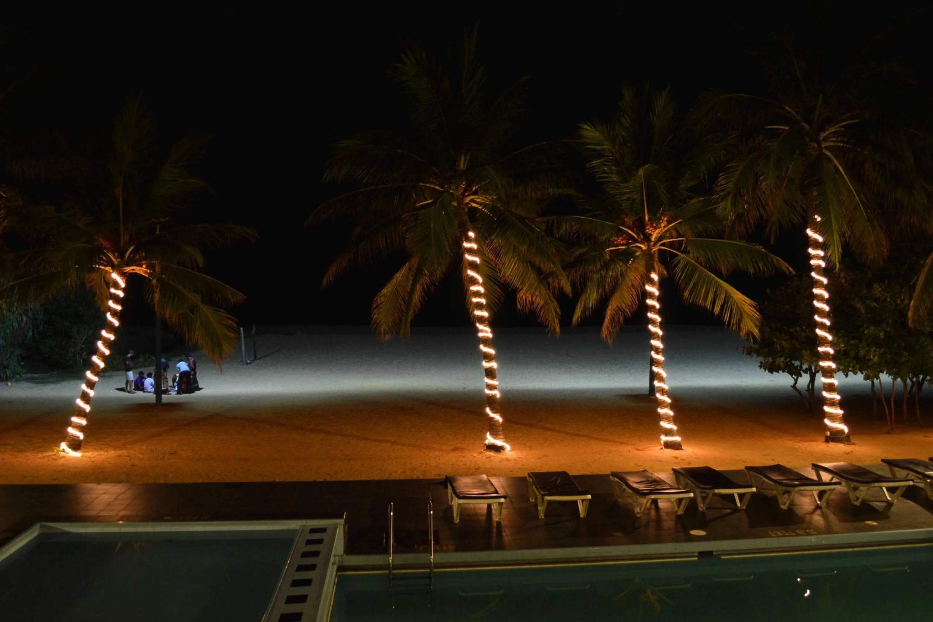 Night in Catamaran Beach Hotel