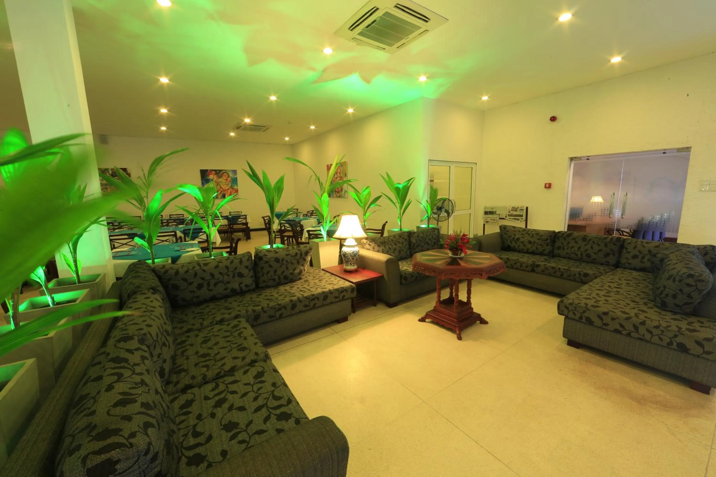 Lobby or reception in Catamaran Beach Hotel