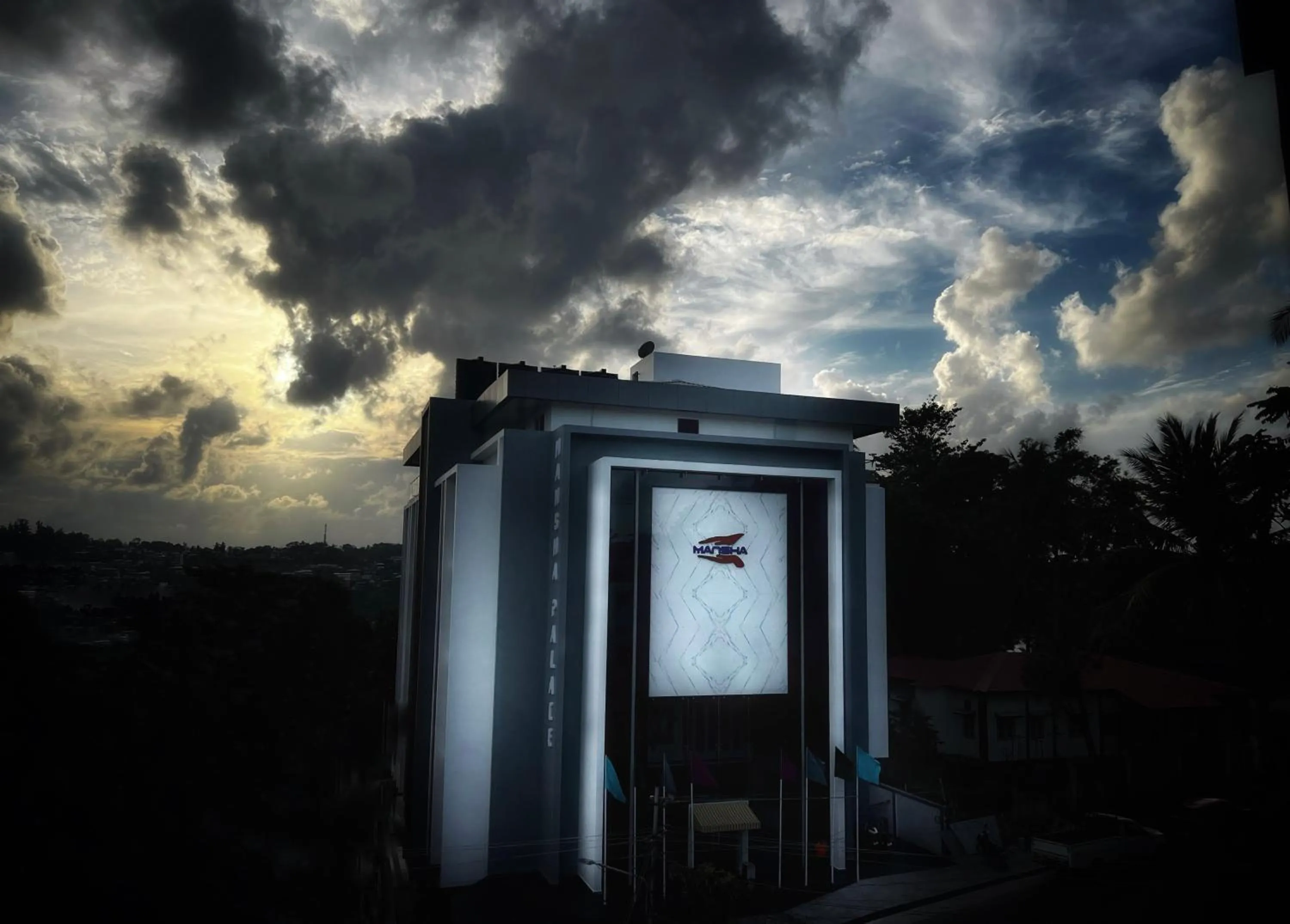 Property building in Mansha Palace