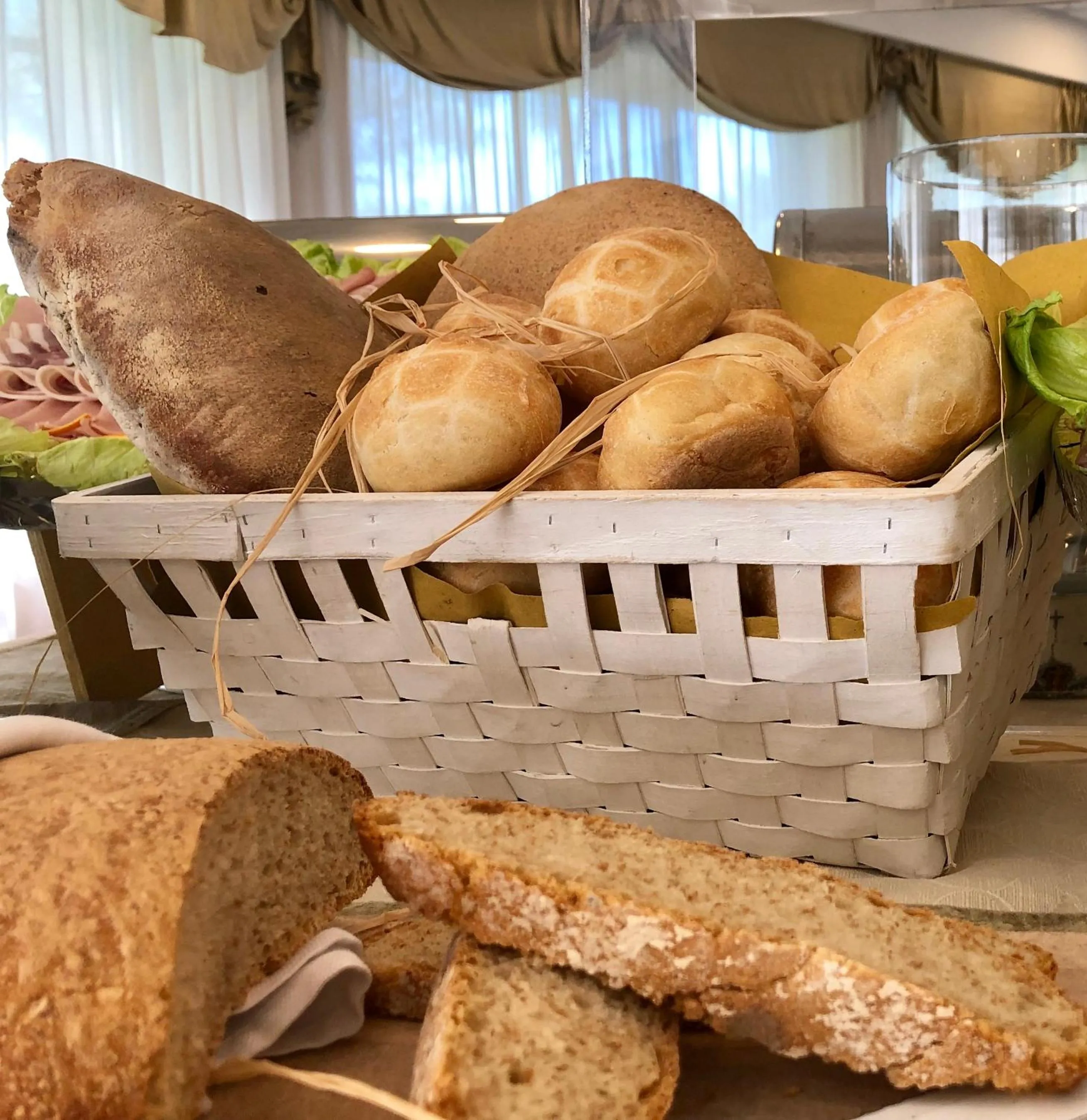 Buffet breakfast in Domizia Palace Hotel