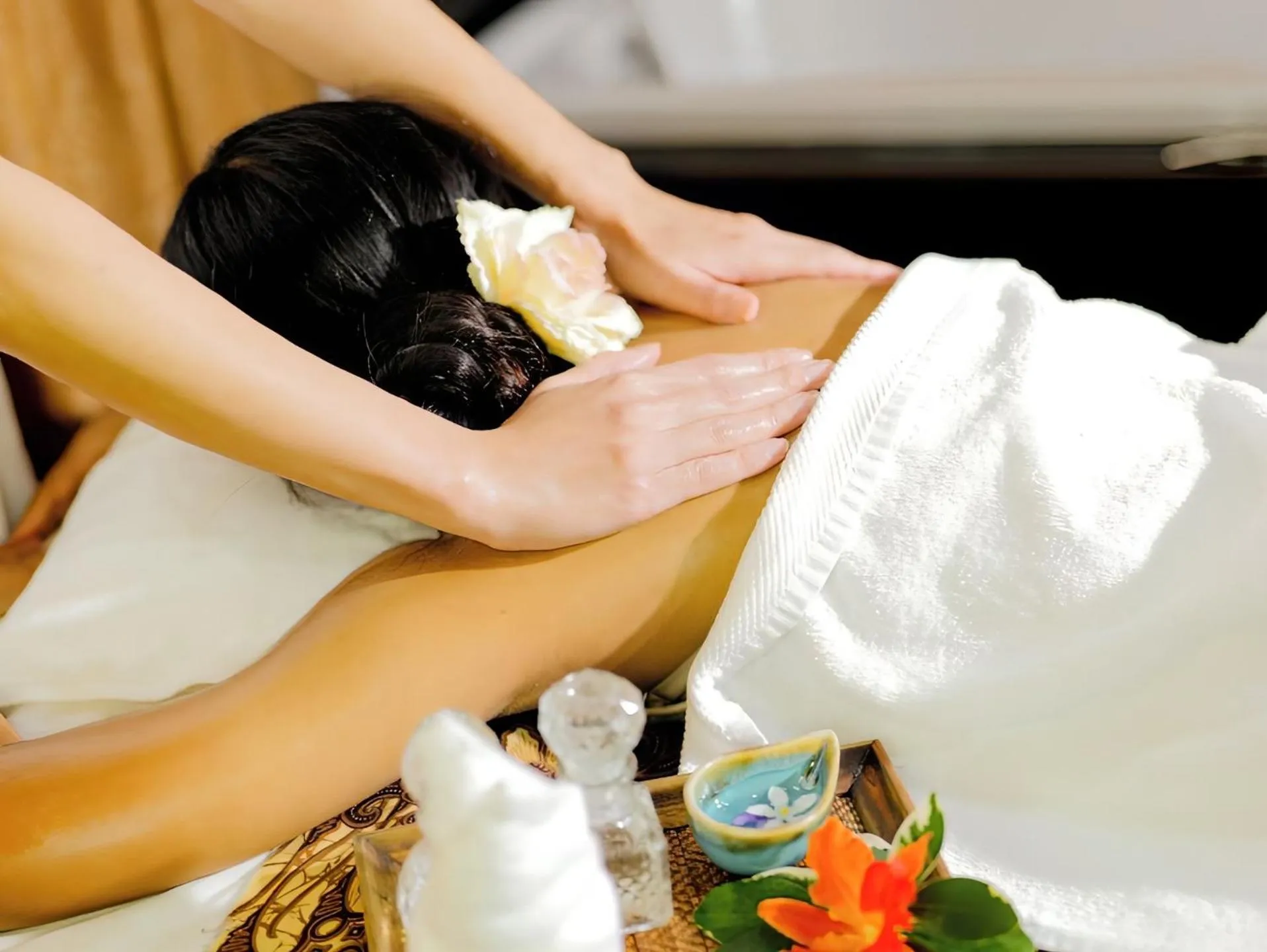 Massage in Quality Beach Resorts and Spa Patong
