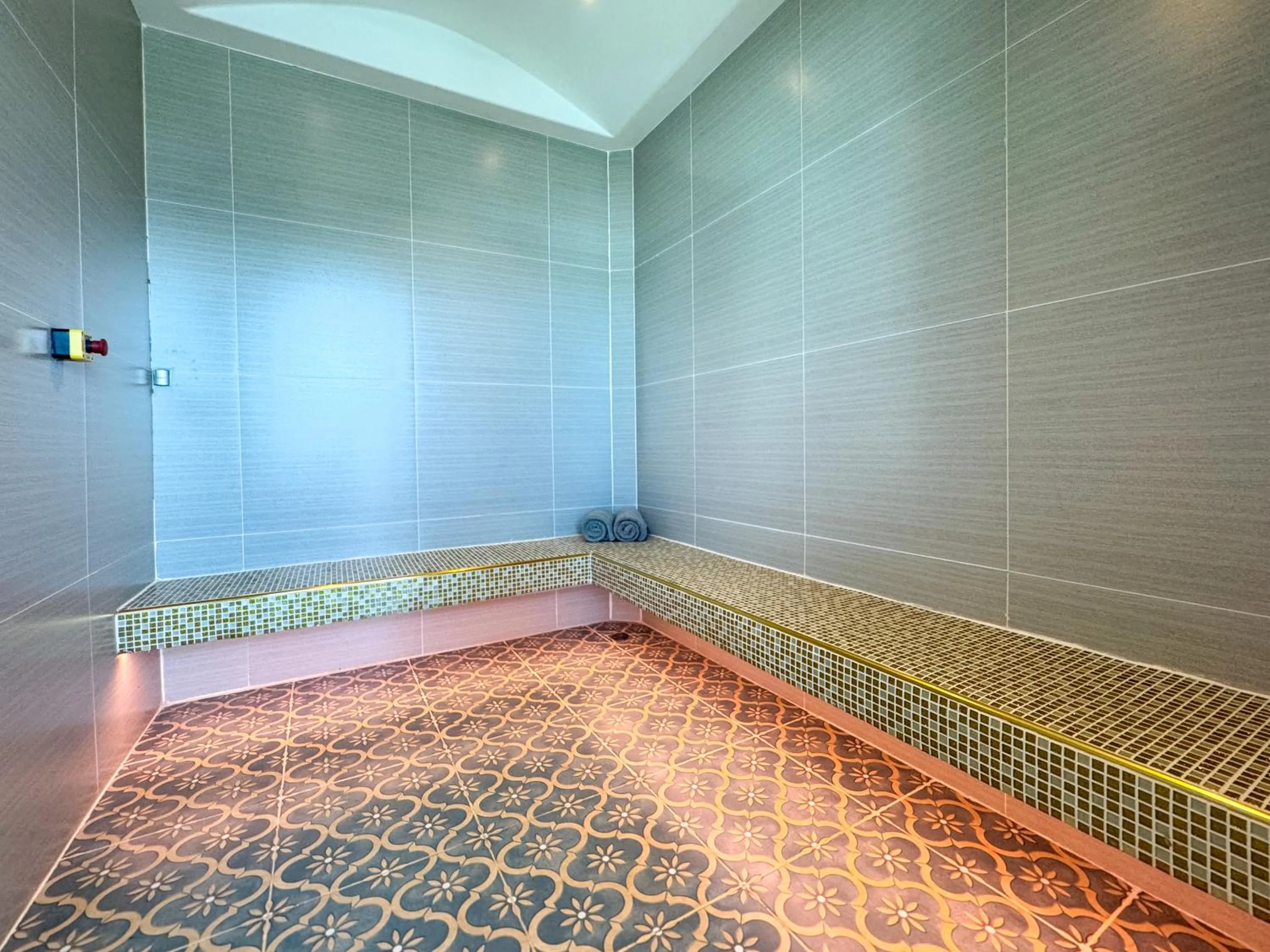 Sauna in Quality Beach Resorts and Spa Patong