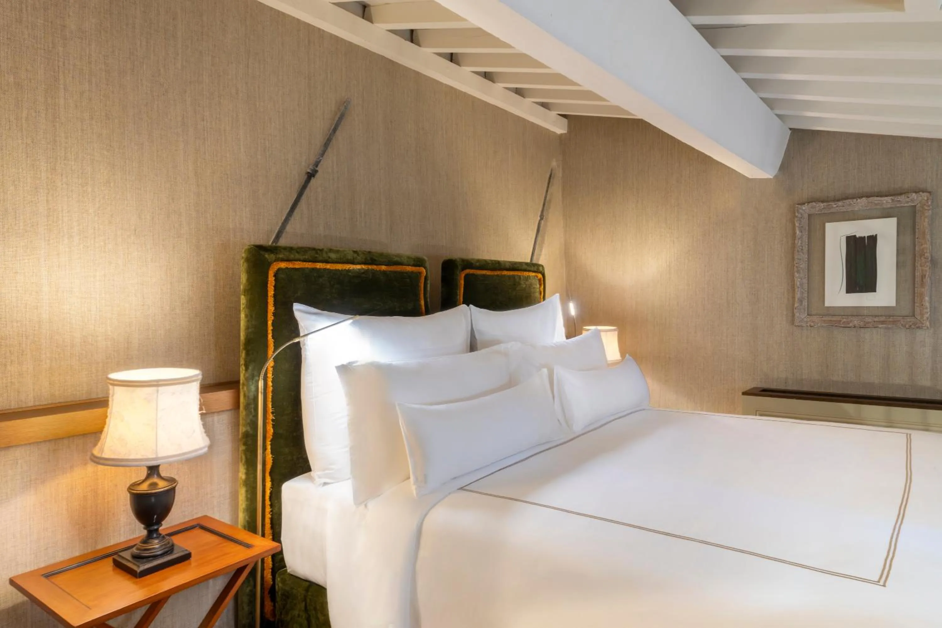 Bed in The James Suite Hotel Firenze 1564 - Small Luxury Hotels of the World