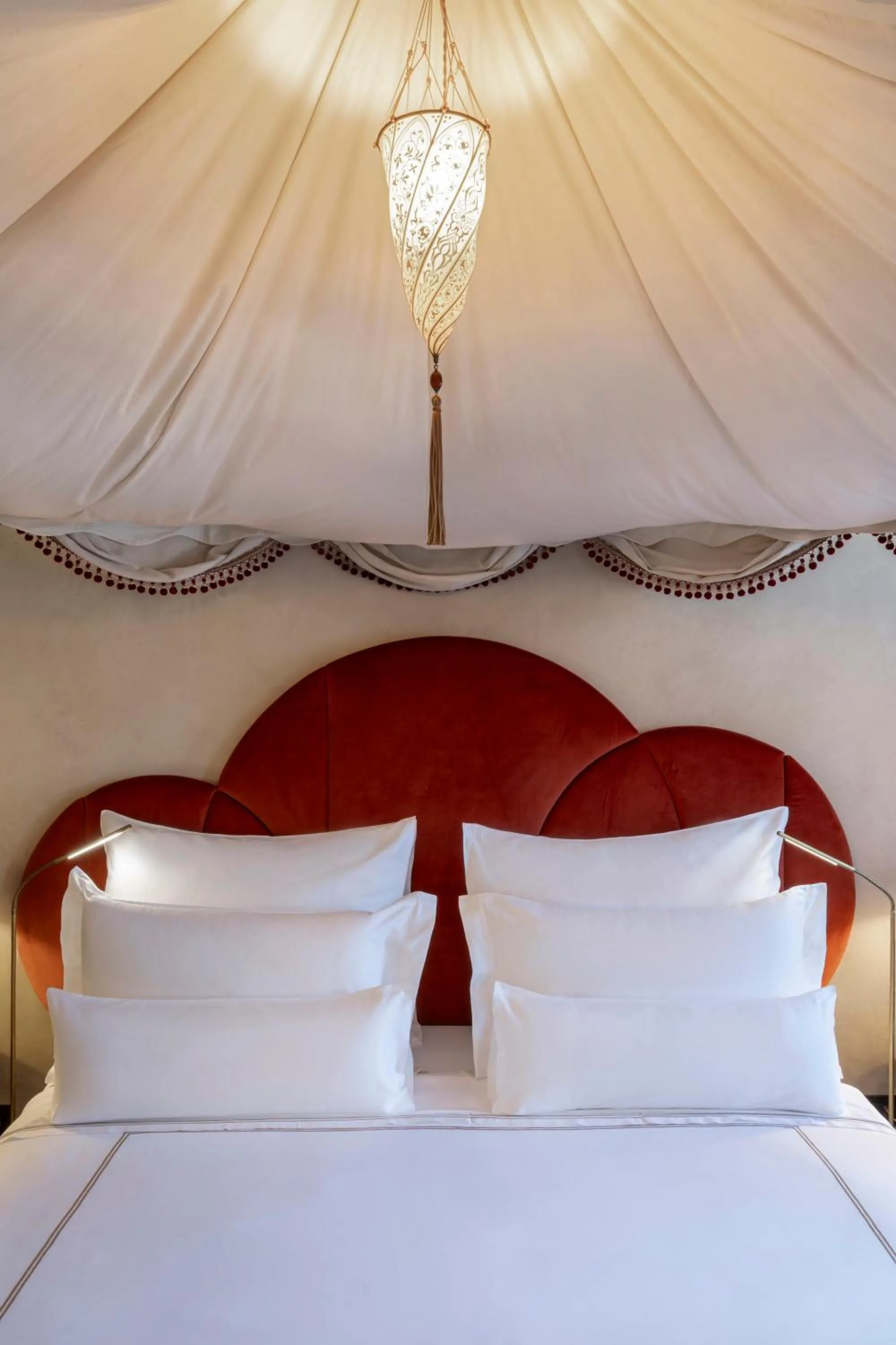 Bed in The James Suite Hotel Firenze 1564 - Small Luxury Hotels of the World