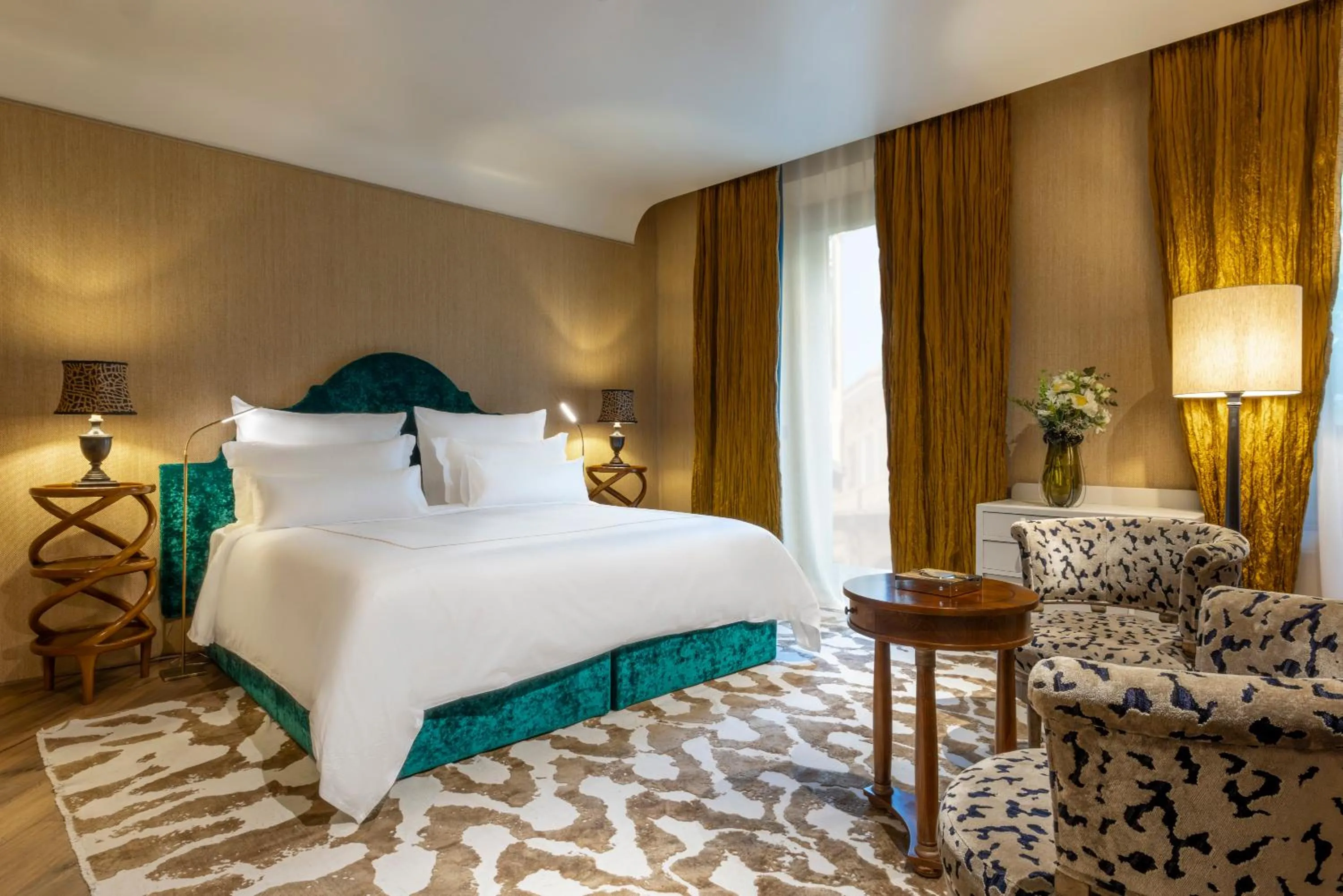 Bedroom, Bed in The James Suite Hotel Firenze 1564 - Small Luxury Hotels of the World