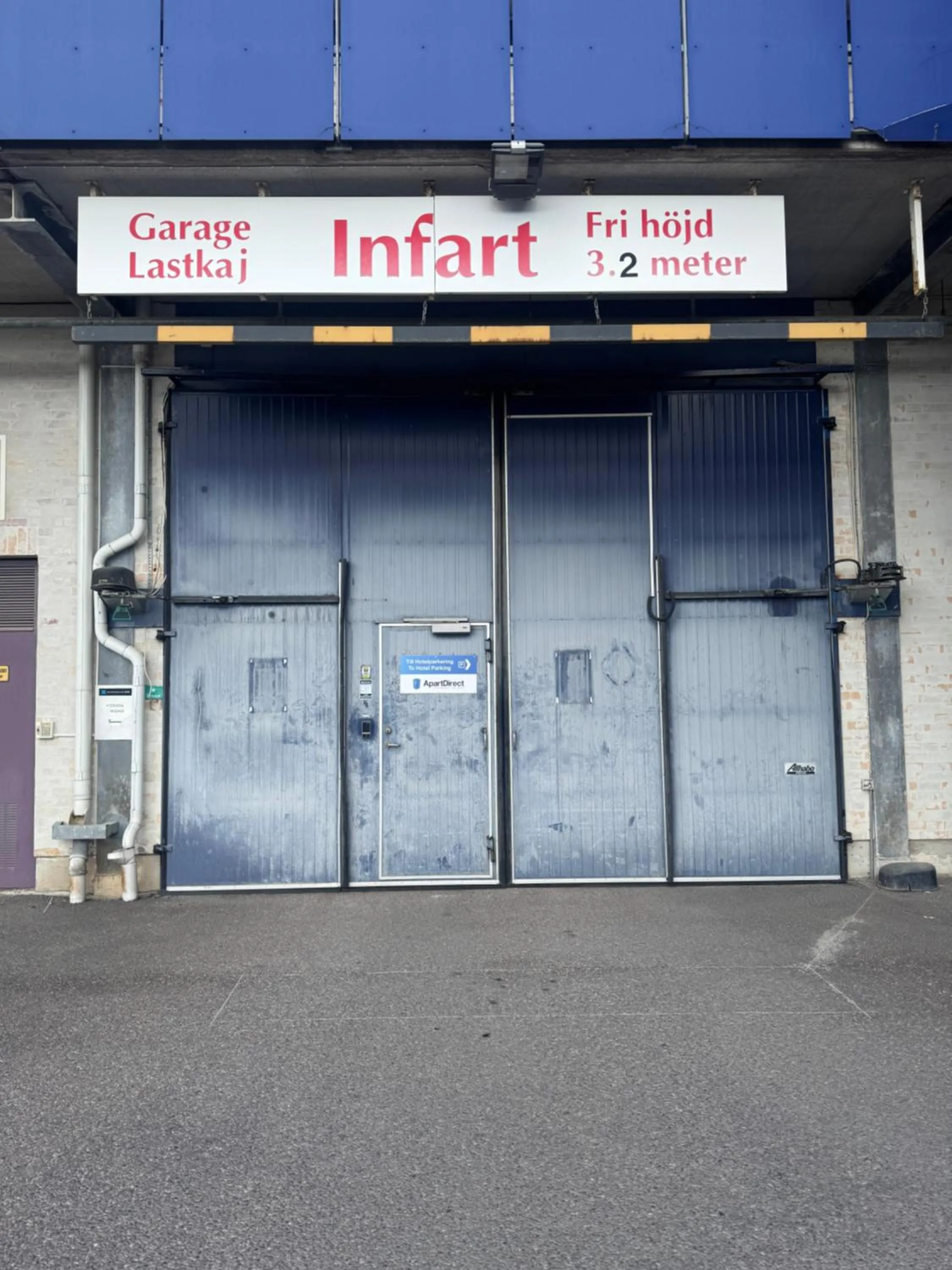 Parking in ApartDirect Arlandastad