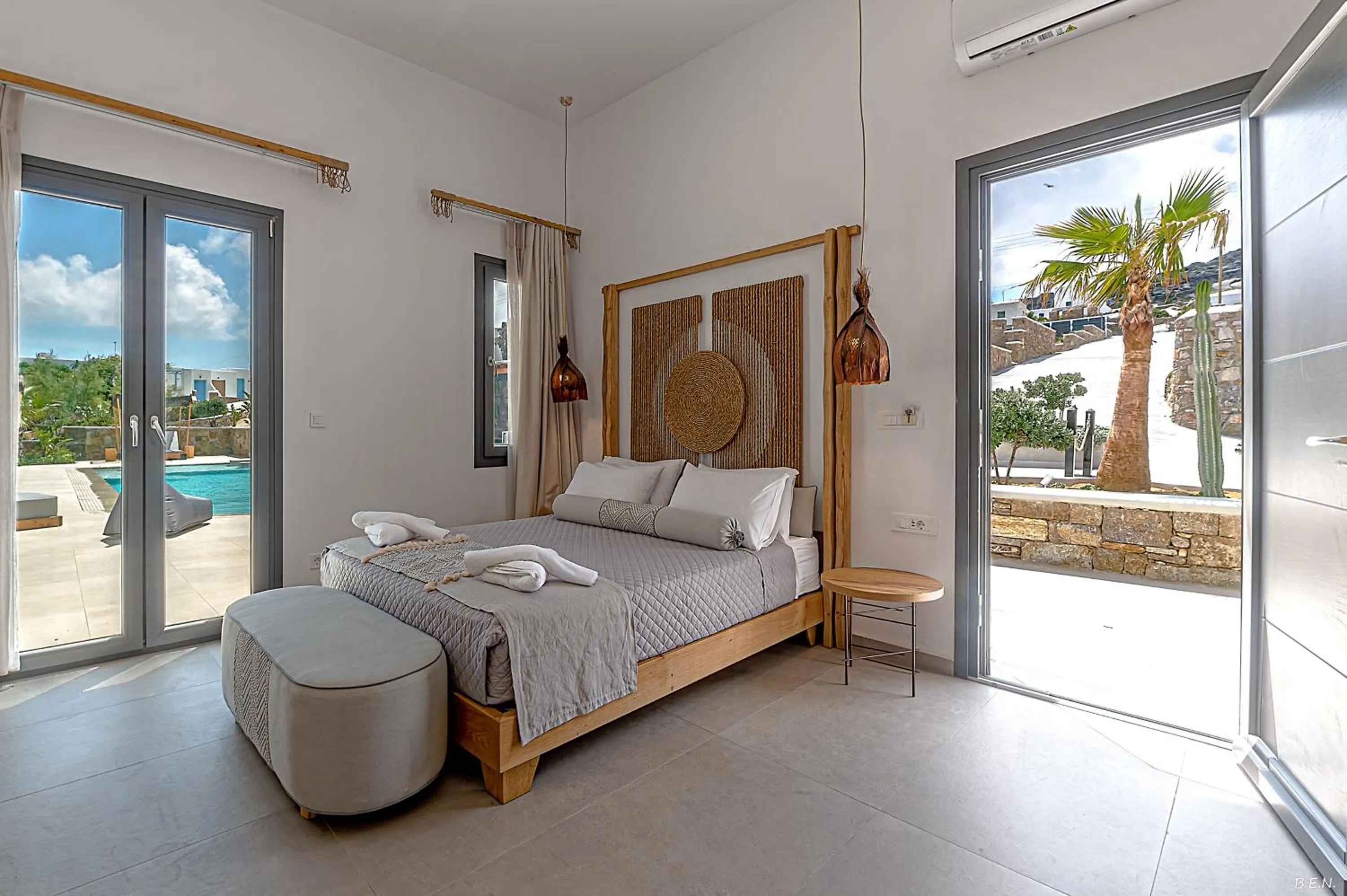 Bed in Le Palme Mykonos