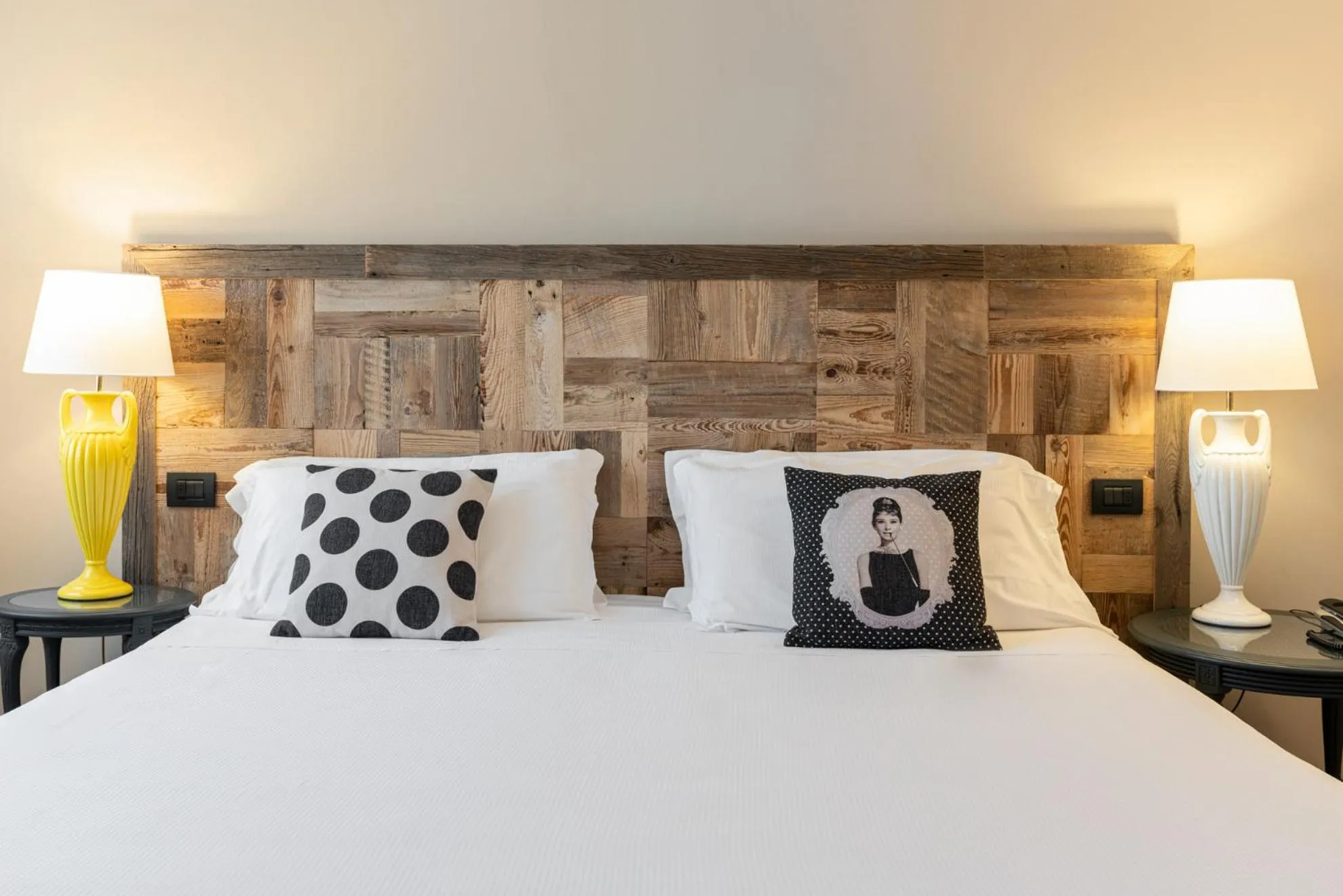 Bedroom, Bed in Hotel Leon d'Oro