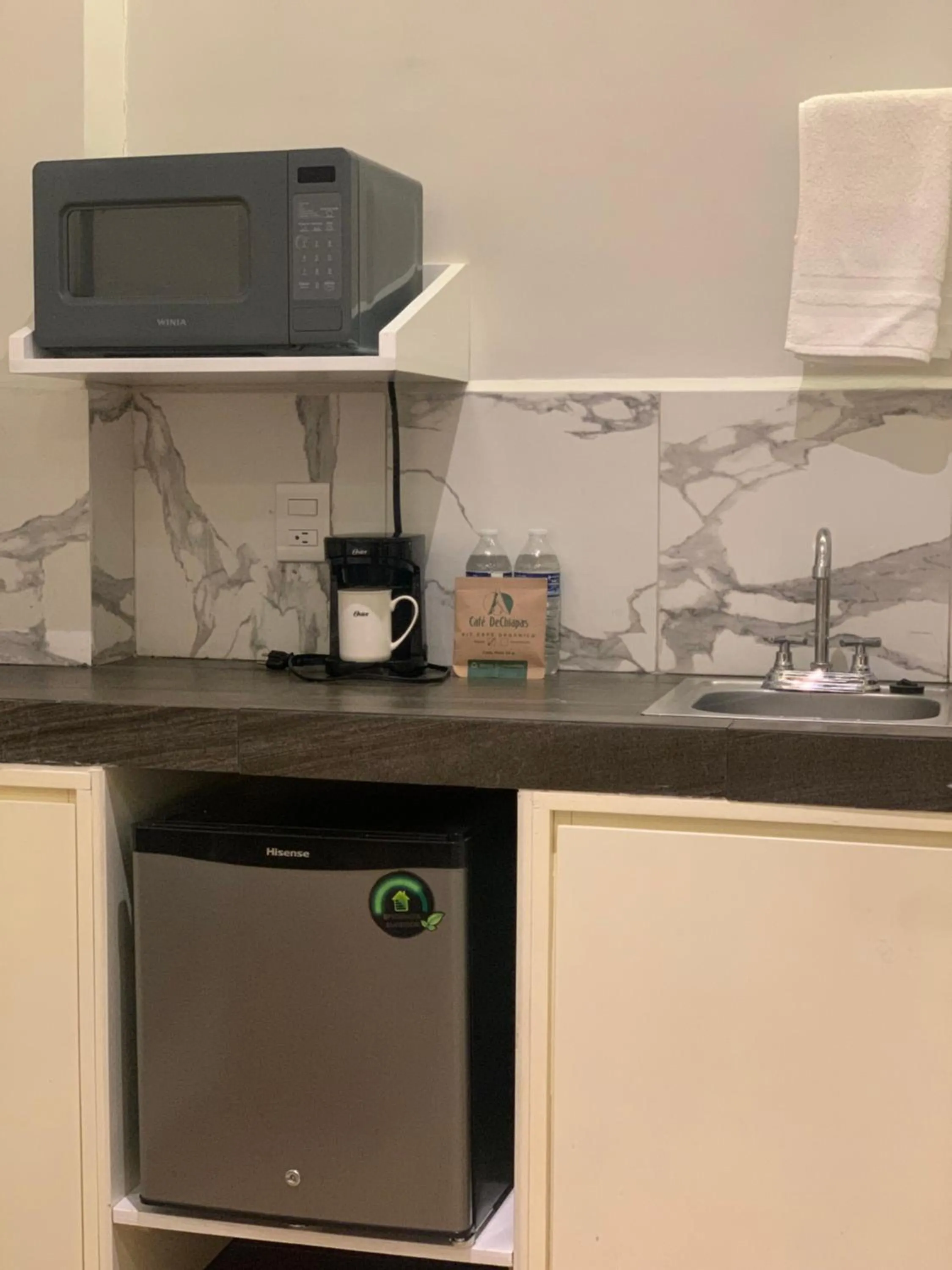 Coffee/tea facilities in BERTHEL SUITES