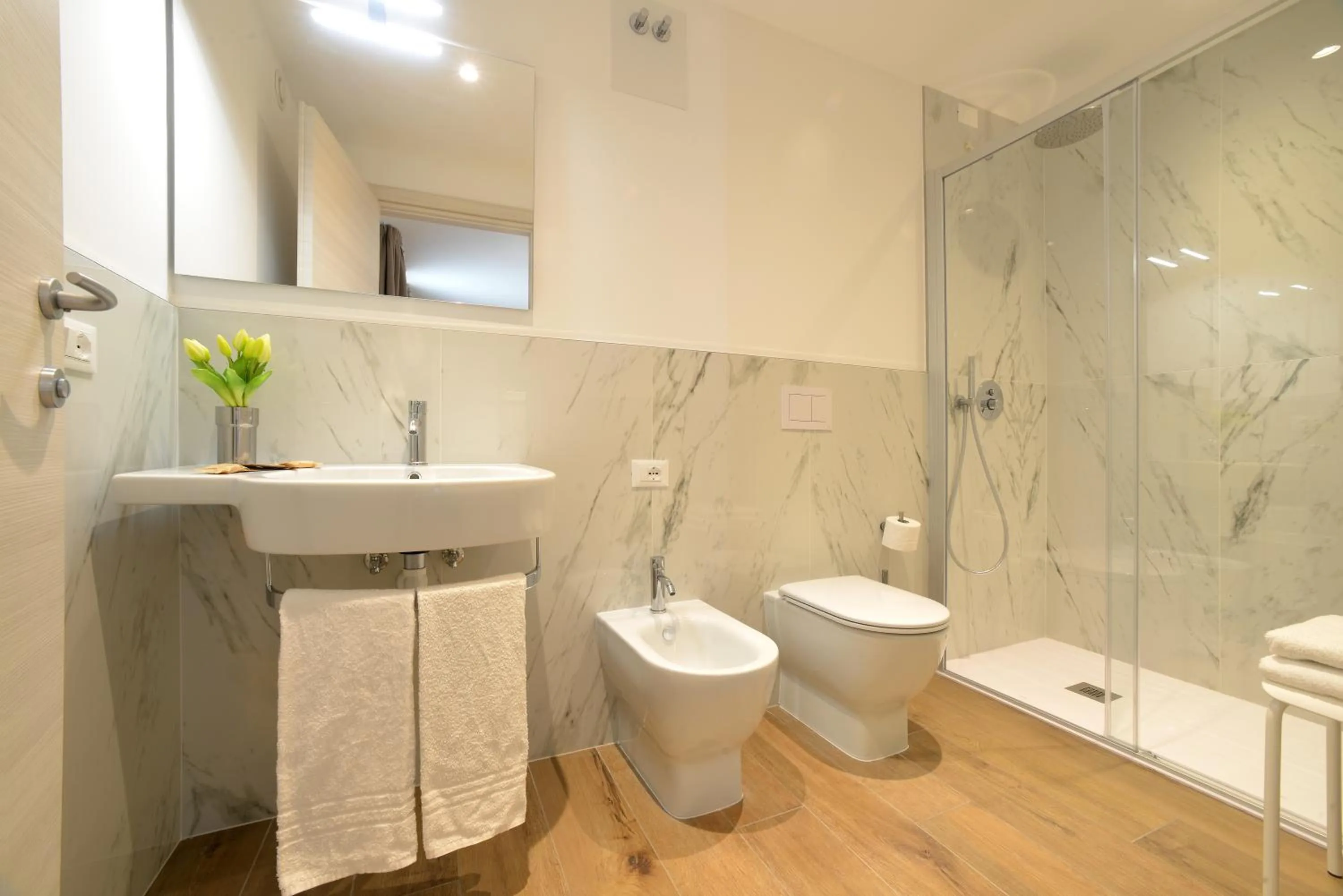 Bathroom in Alla Pergola