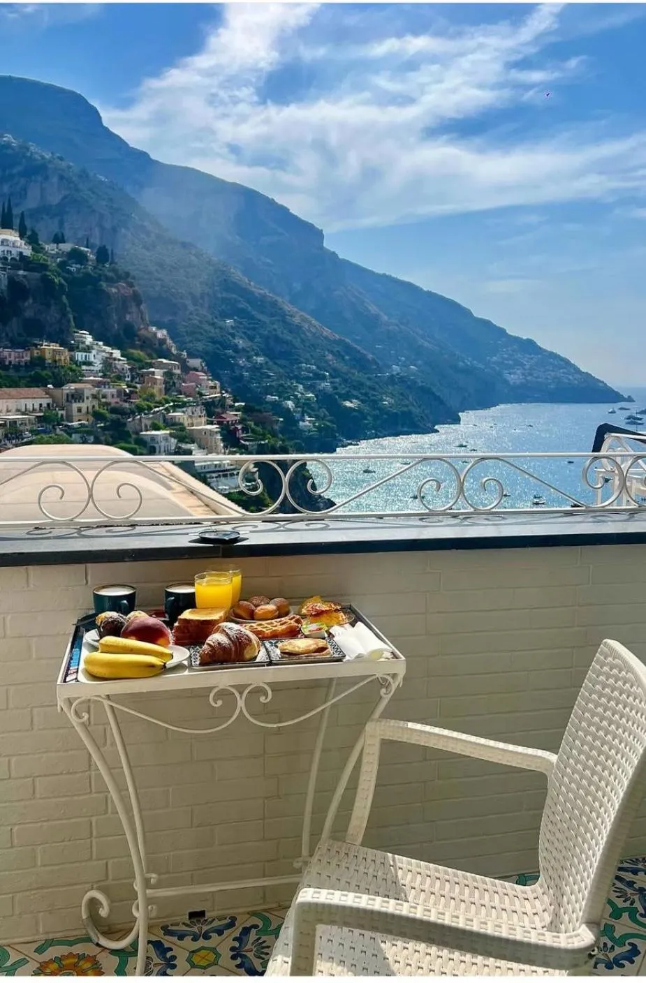 Breakfast in Hotel Reginella