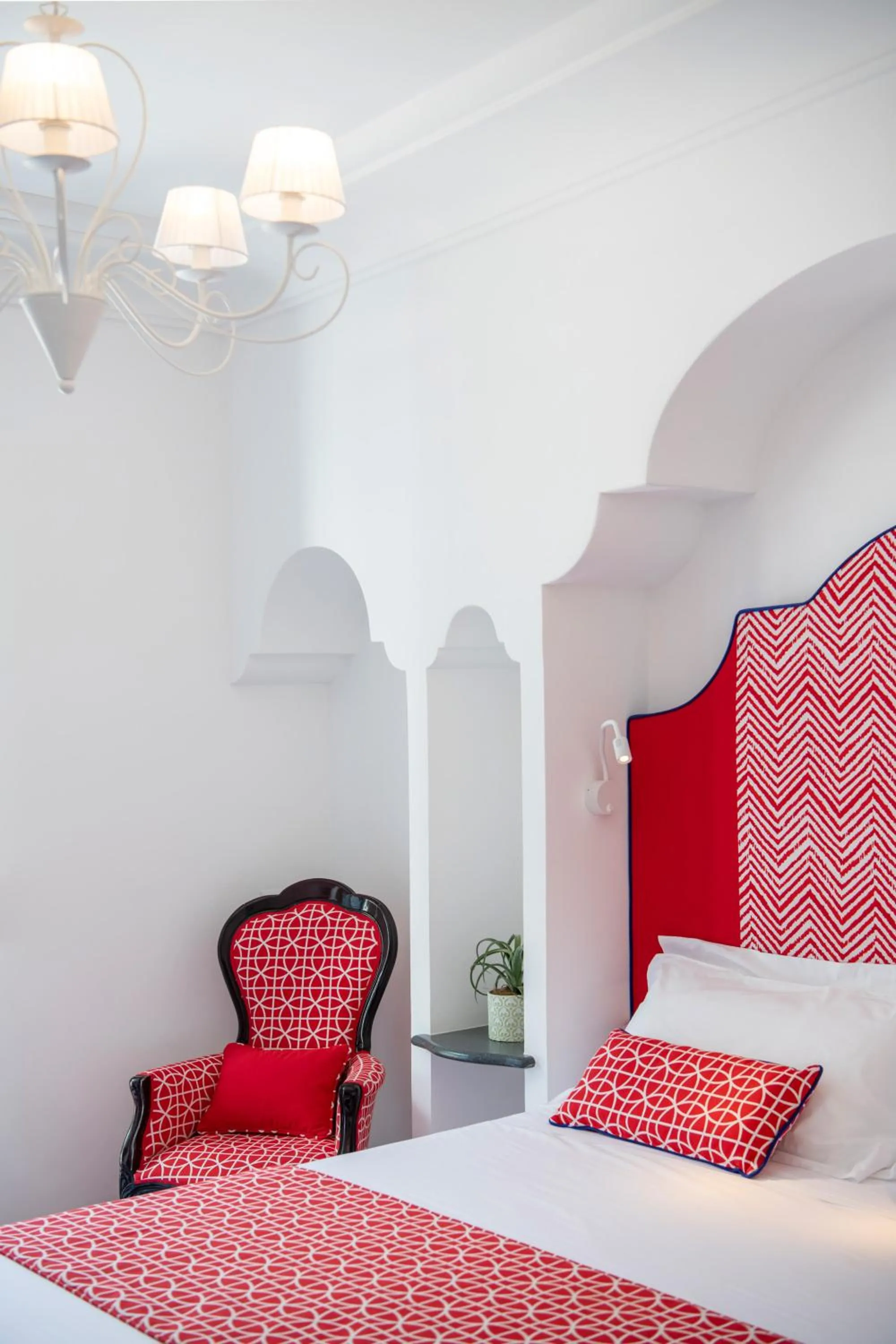 Decorative detail, Bed in Hotel Reginella