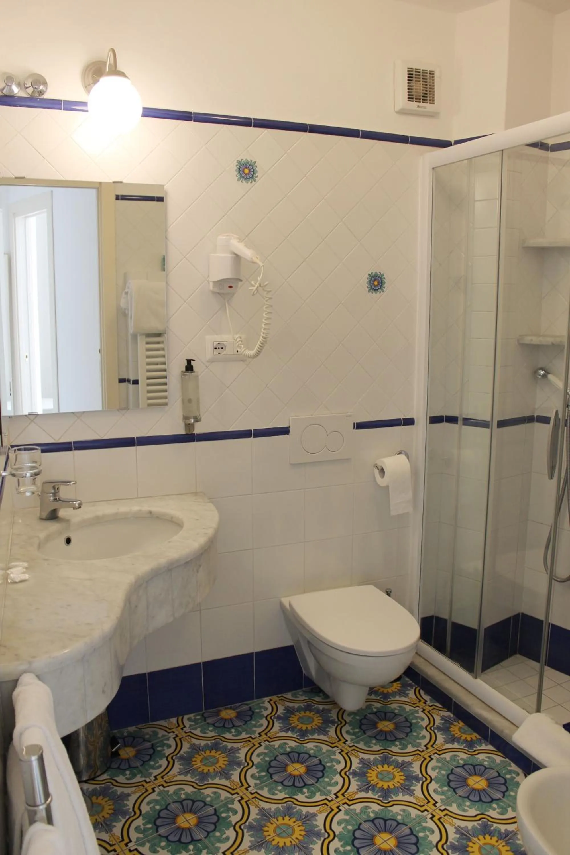 Bathroom in Hotel Reginella