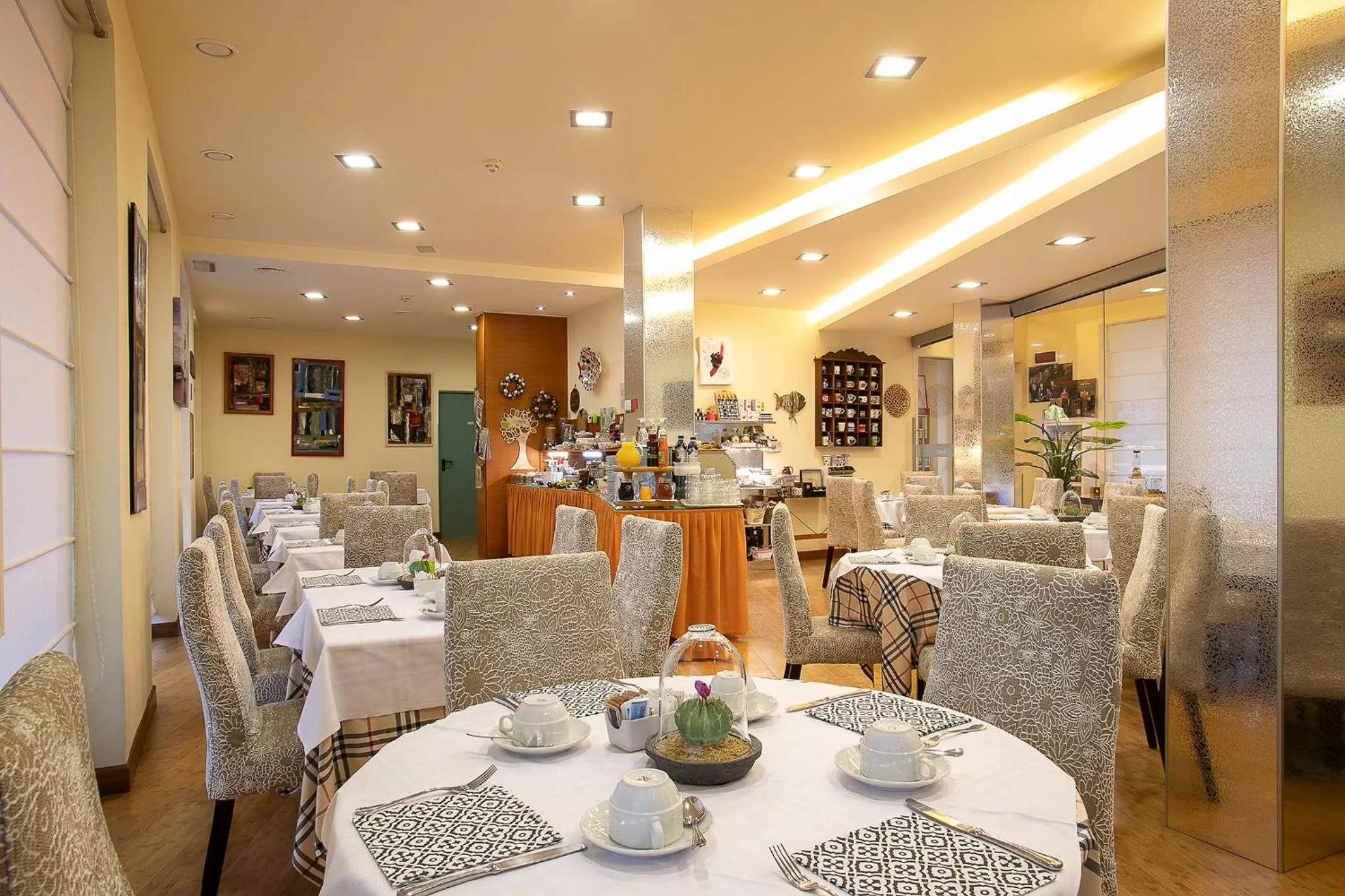 Restaurant/places to eat in Hotel Daniele
