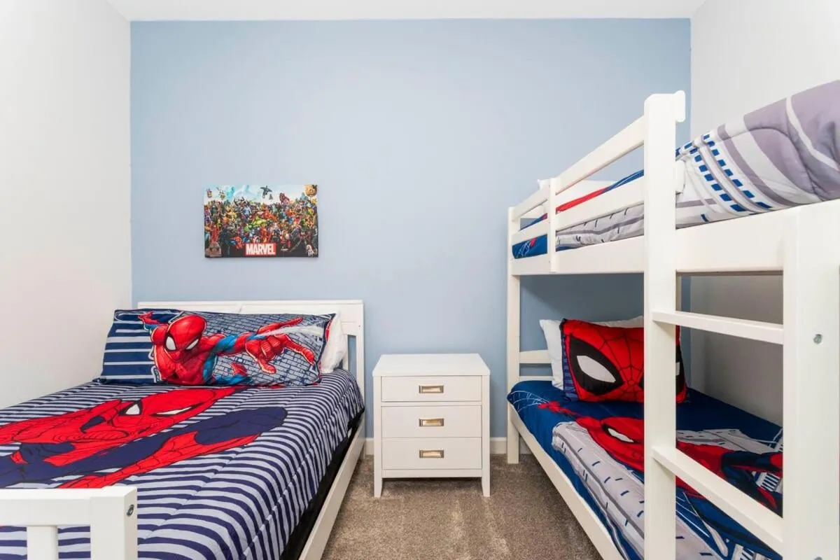 Bed in Gorgeous 5 Bd w/ Pool Close to Disney @ Champions Gate 948