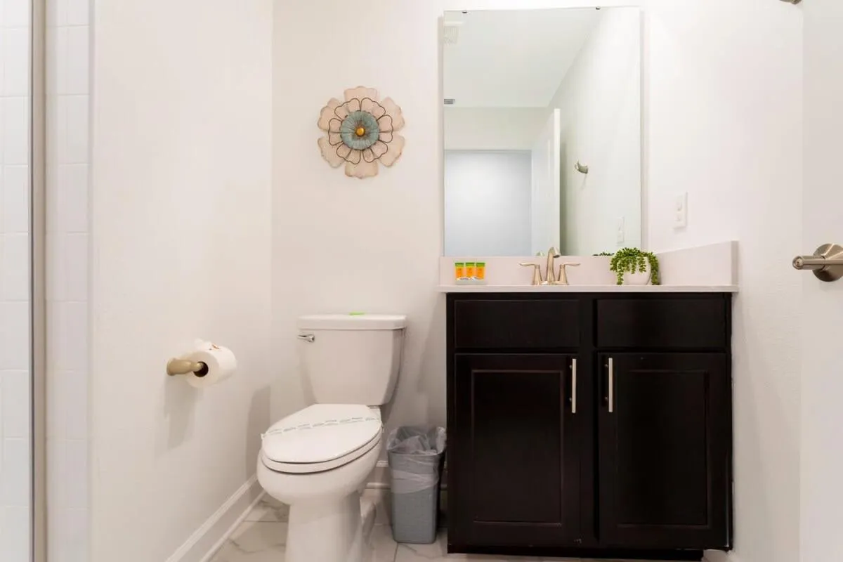 Gorgeous 5 Bd w/ Pool Close to Disney @ Champions Gate 948