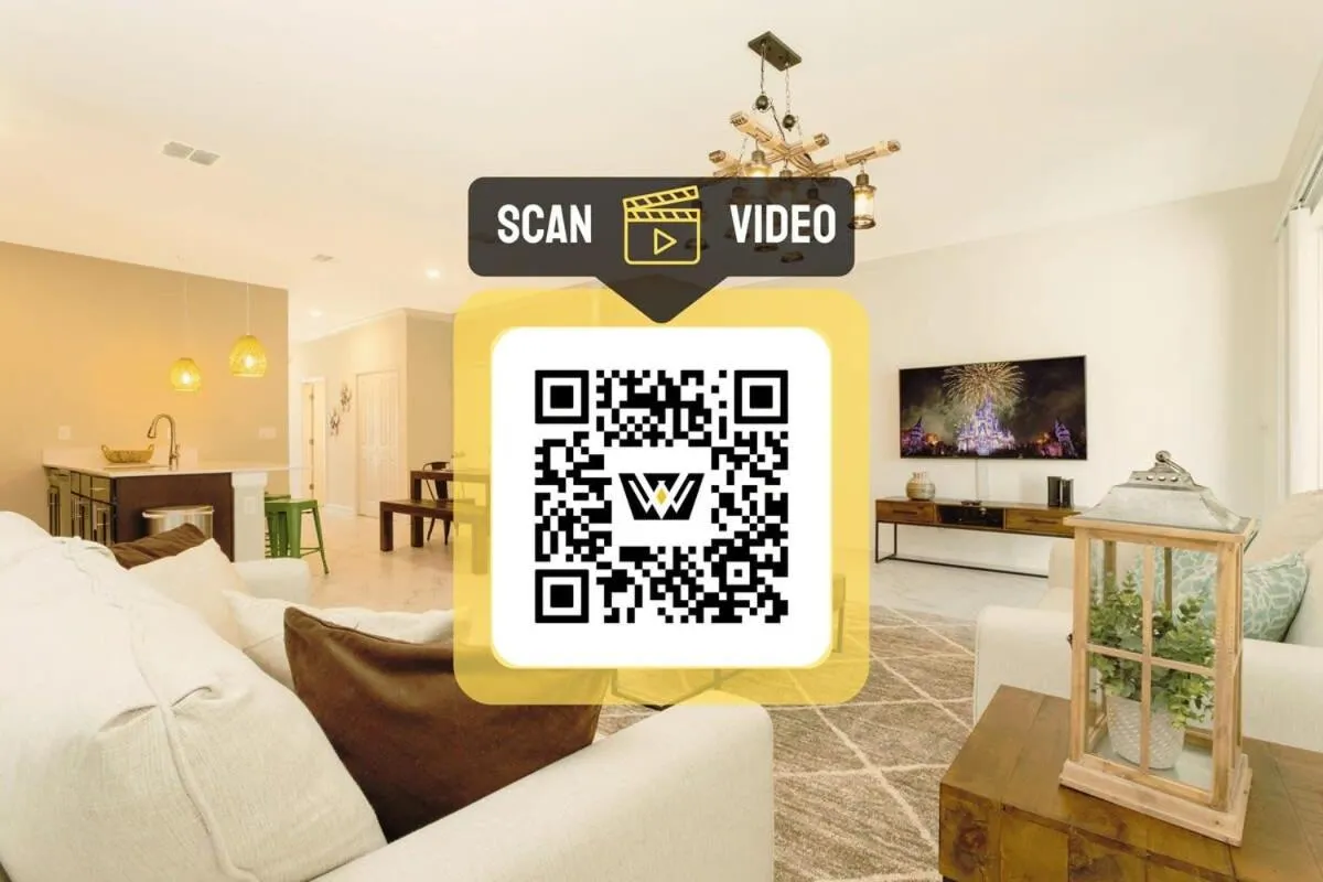 Gorgeous 5 Bd w/ Pool Close to Disney @ Champions Gate 948