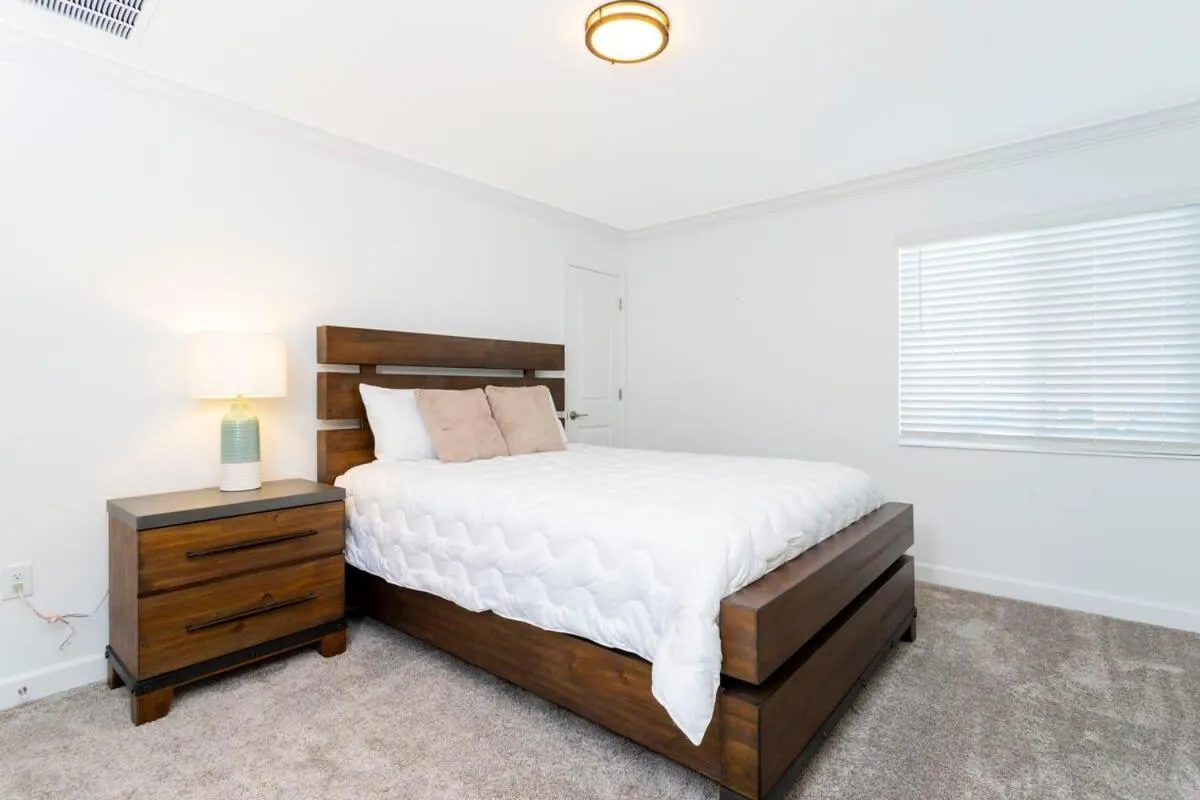 Bed in Gorgeous 5 Bd w/ Pool Close to Disney @ Champions Gate 948