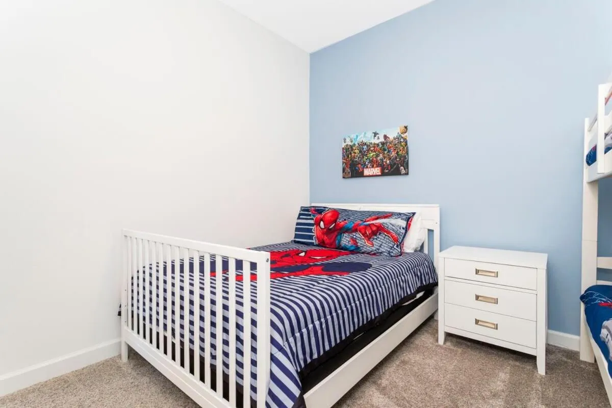 Bed in Gorgeous 5 Bd w/ Pool Close to Disney @ Champions Gate 948