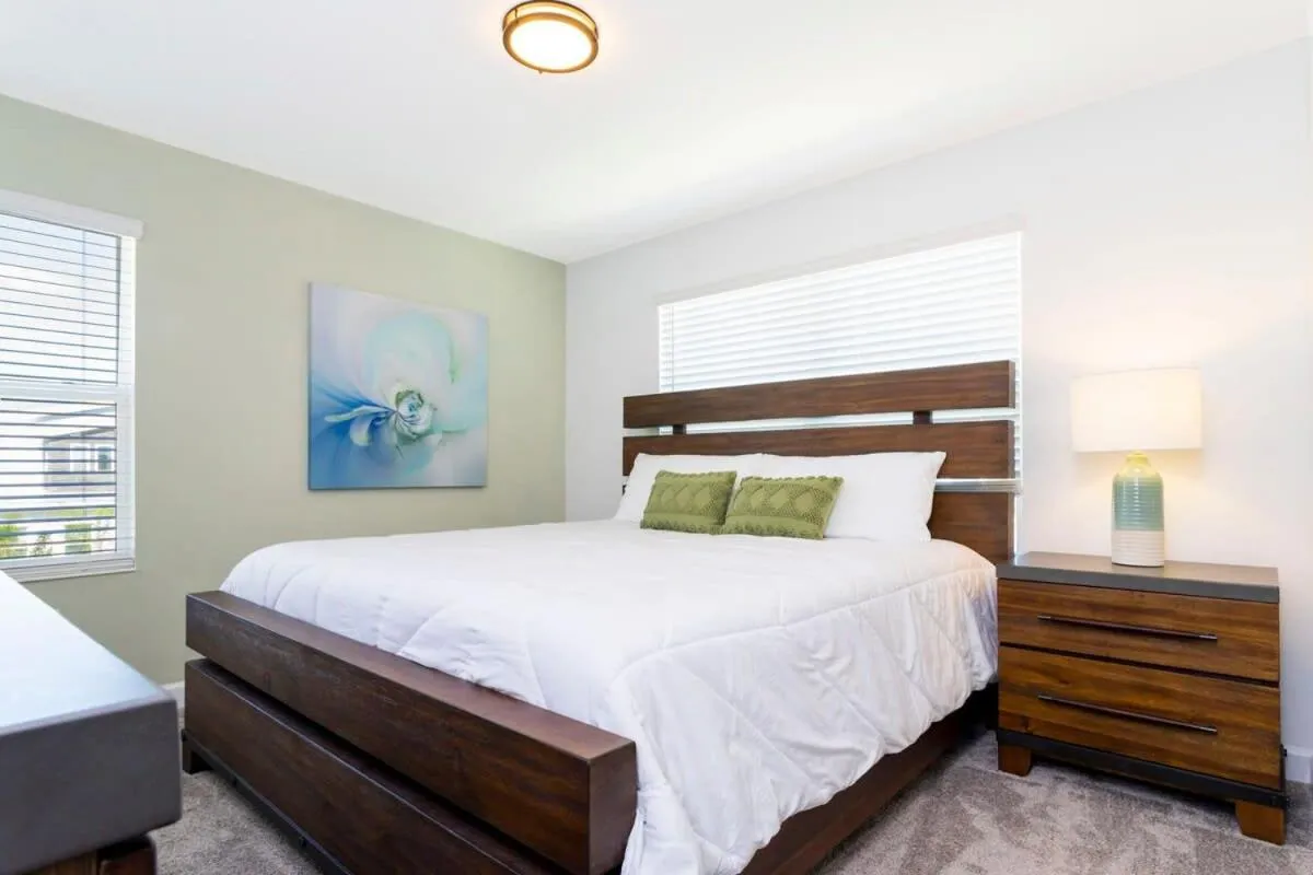 Bed in Gorgeous 5 Bd w/ Pool Close to Disney @ Champions Gate 948