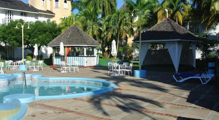 Sandcastles Beach Studios