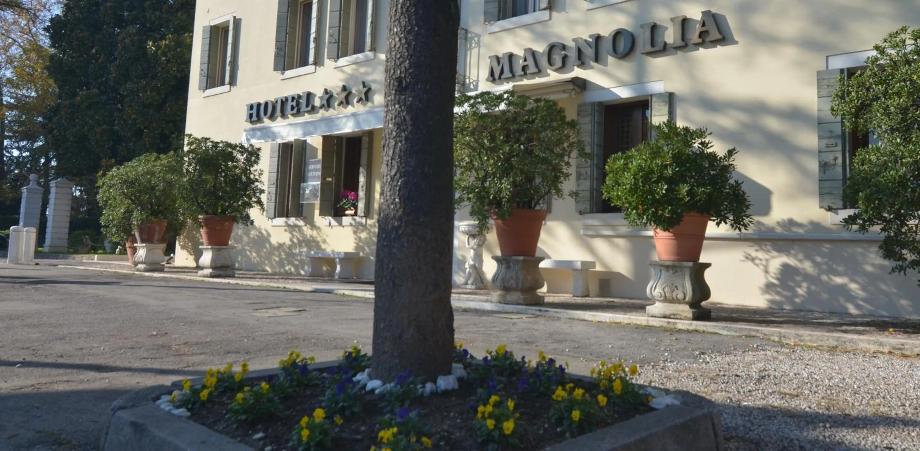 Facade/entrance in Hotel Magnolia