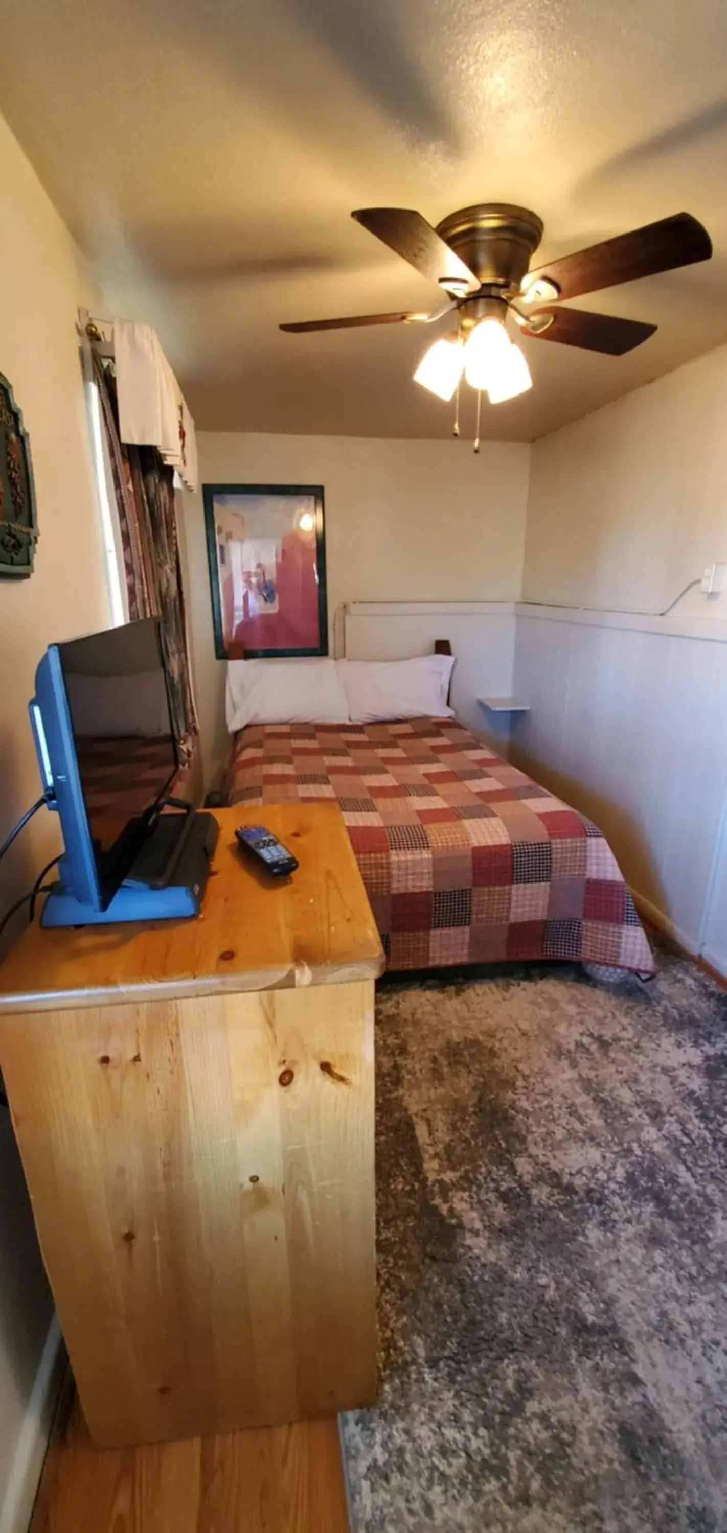 Double Room in Hikers Cimarron Inn & RV Park Double Room in Hikers Cimarron Inn & RV Park