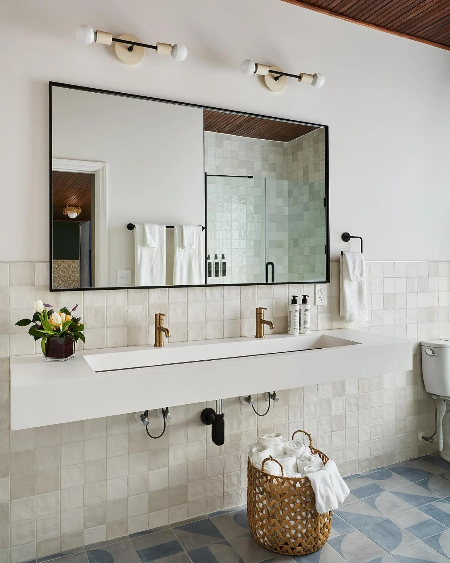 Bathroom in The Neighborhood Hotel Grand Beach