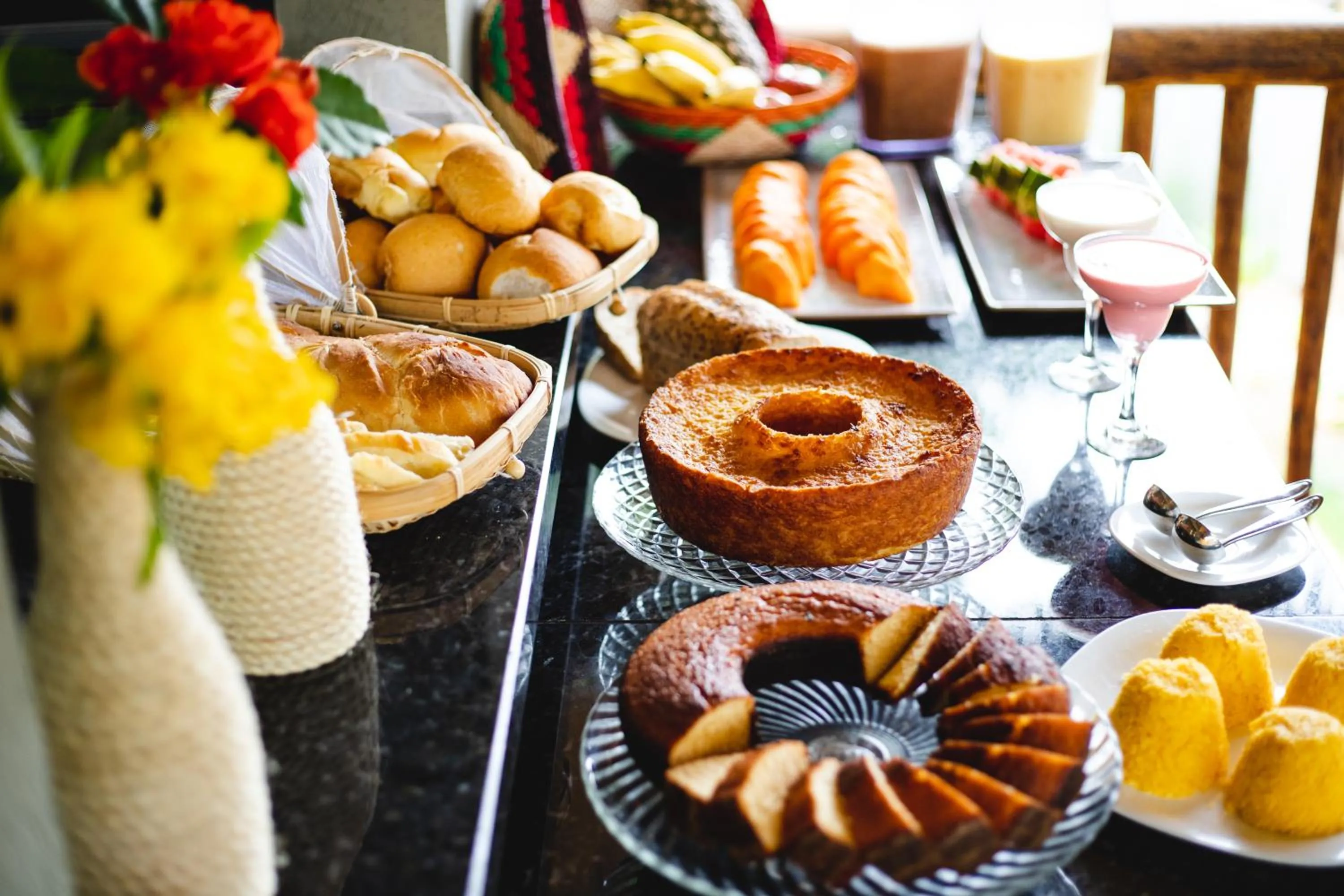 Breakfast in UNKUÉ POUSADA FLATS