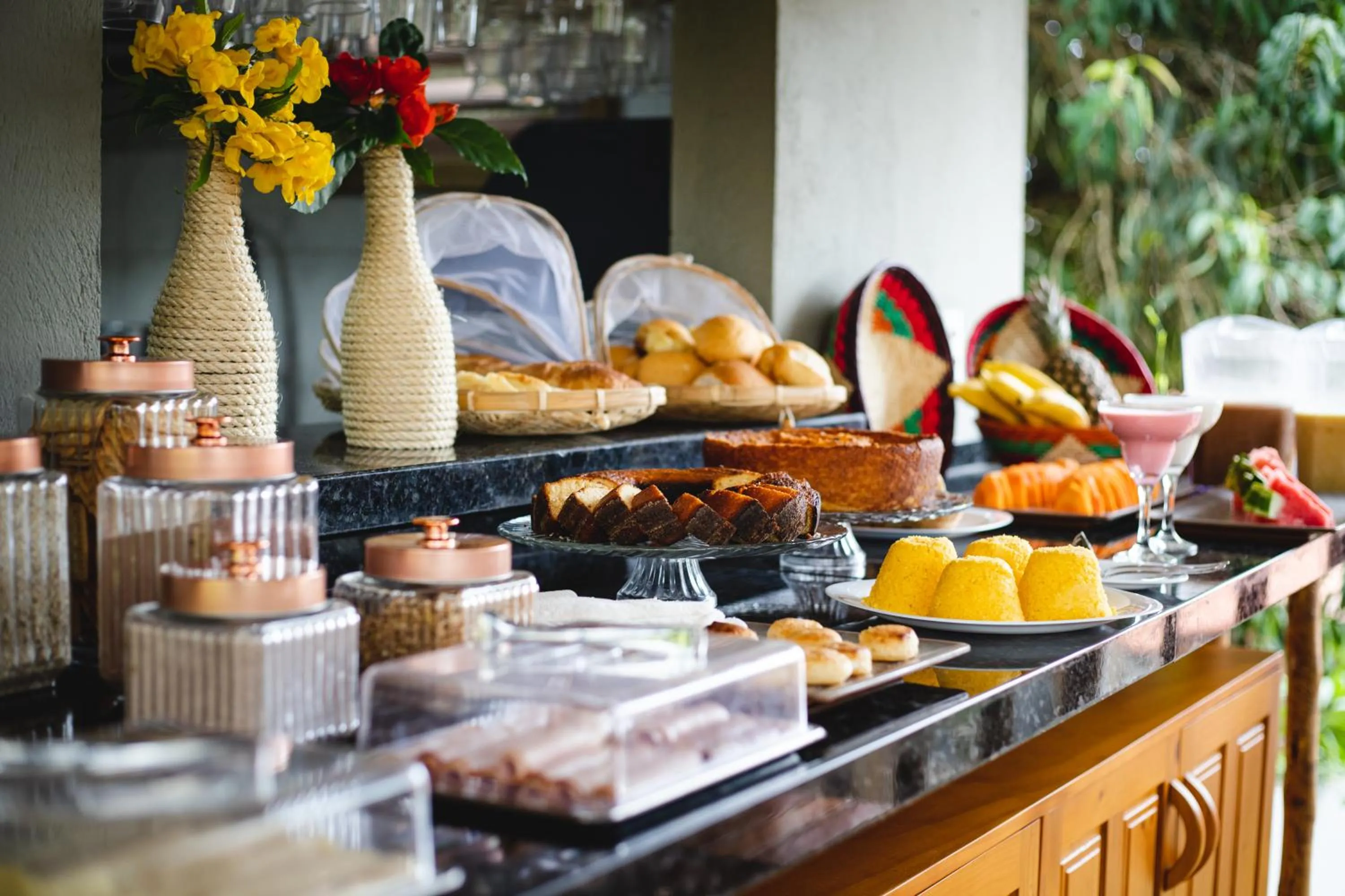 Breakfast in UNKUÉ POUSADA FLATS