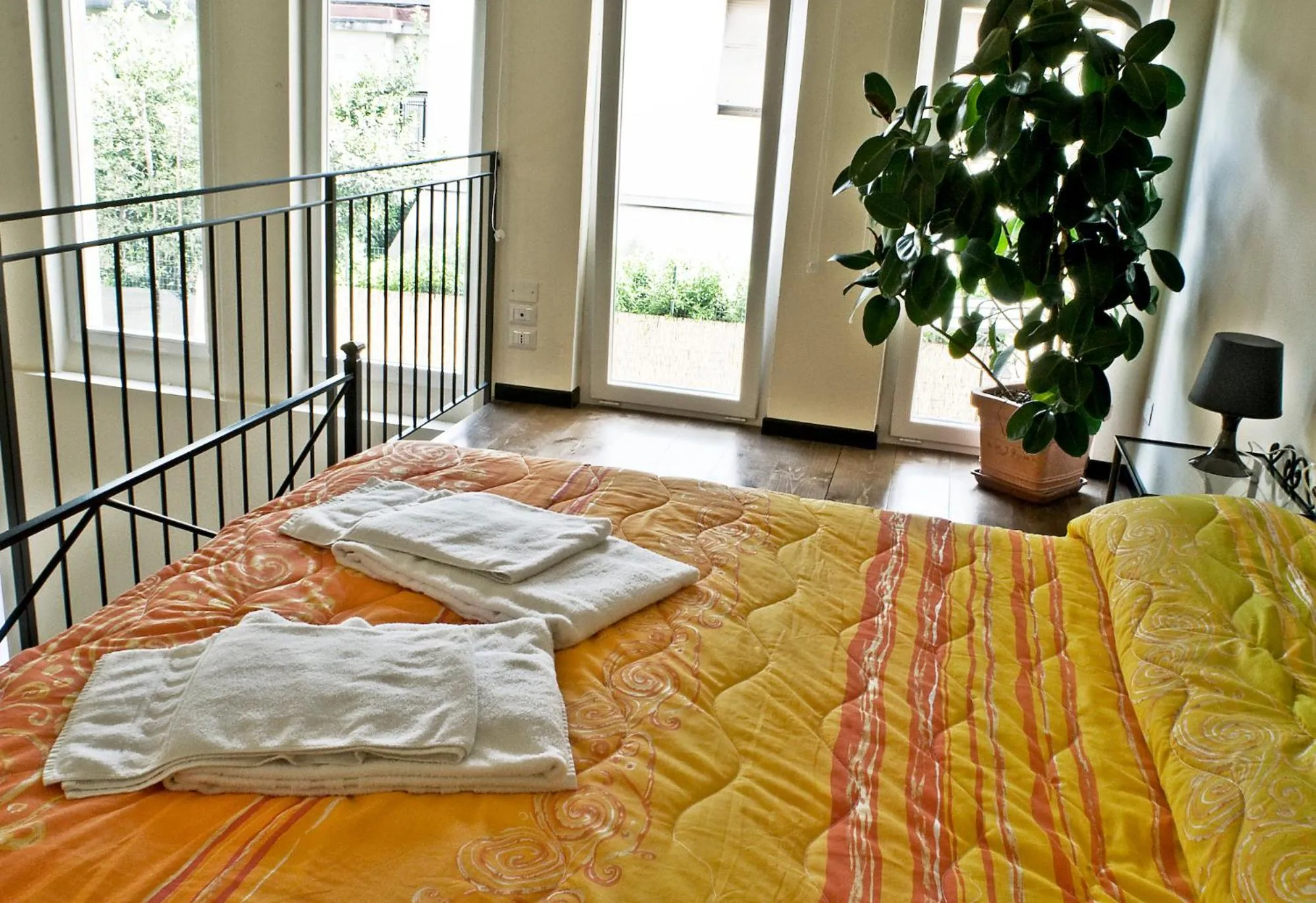 Bed in Argentiere Room Apartments