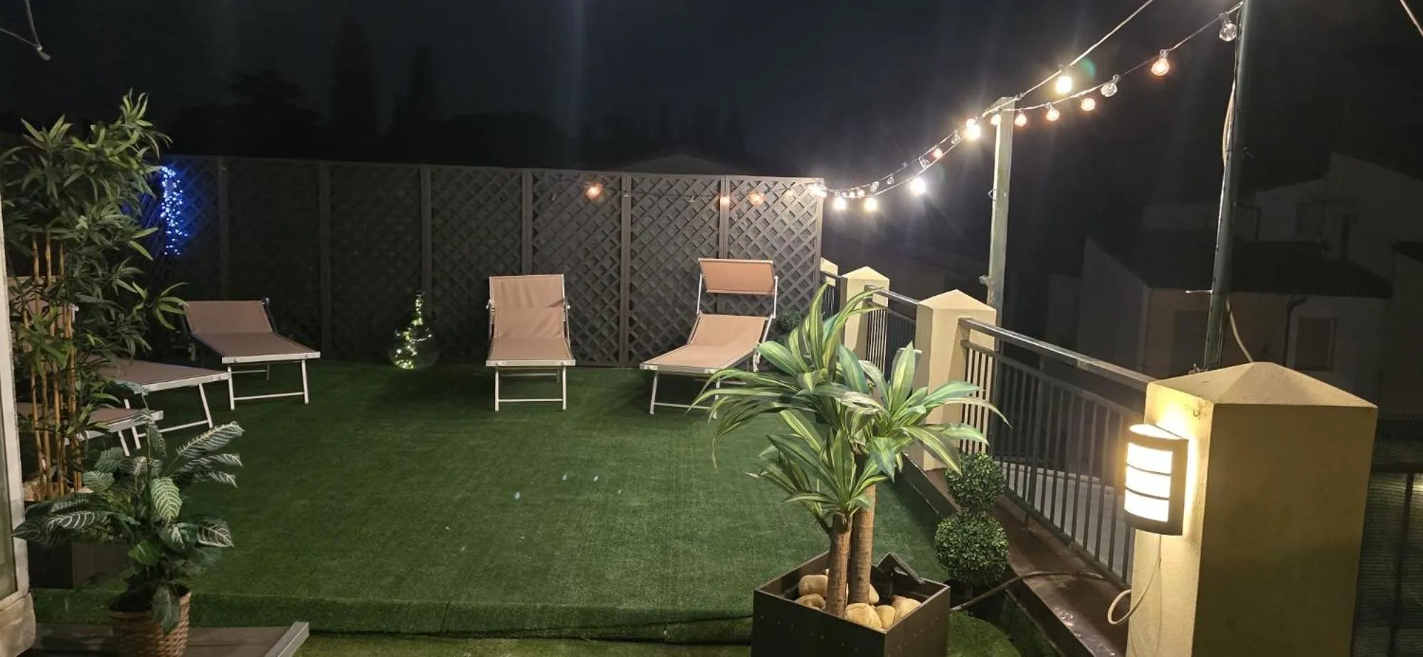 Garden in Argentiere Room Apartments