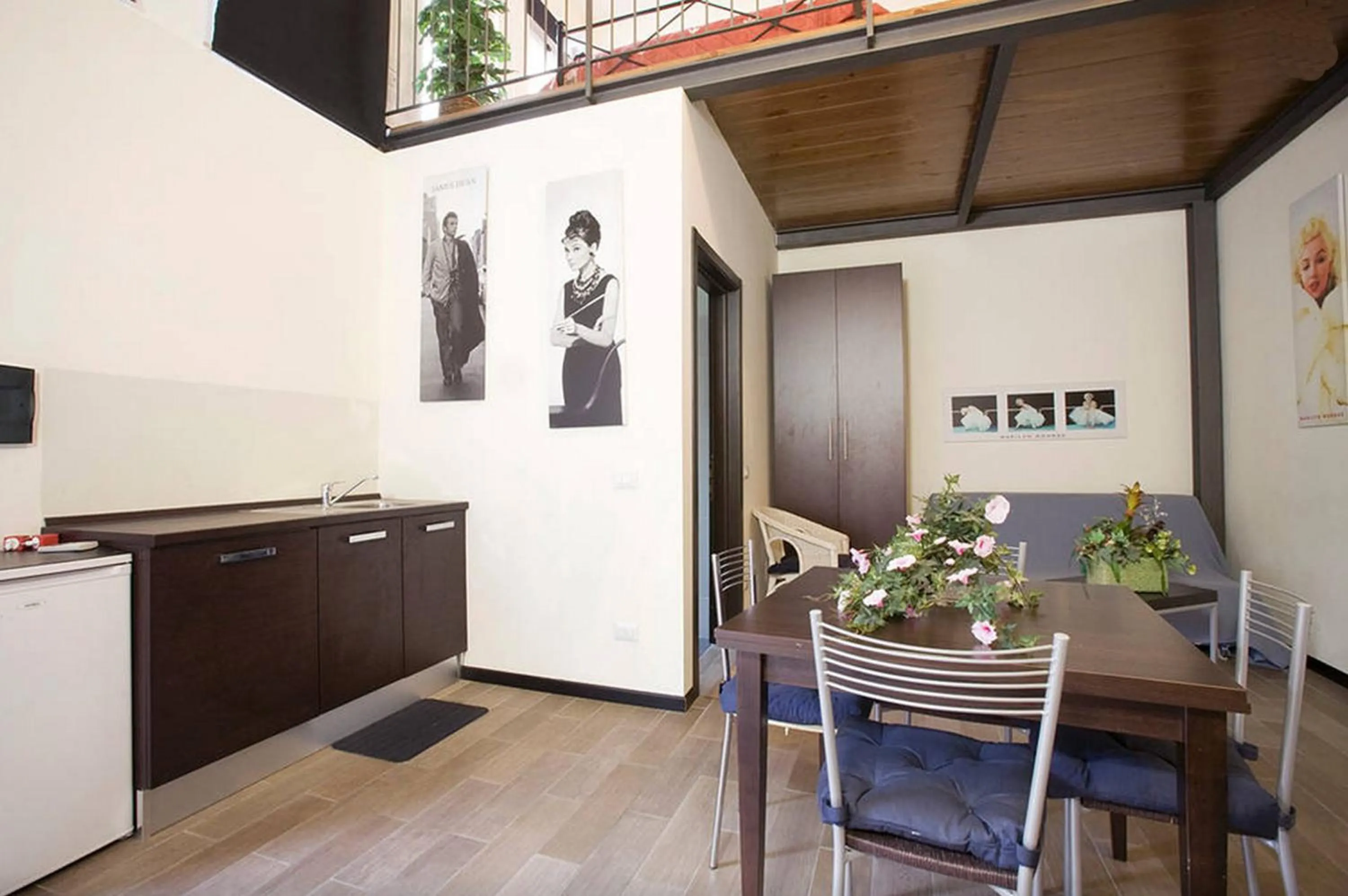 Kitchen or kitchenette in Argentiere Room Apartments