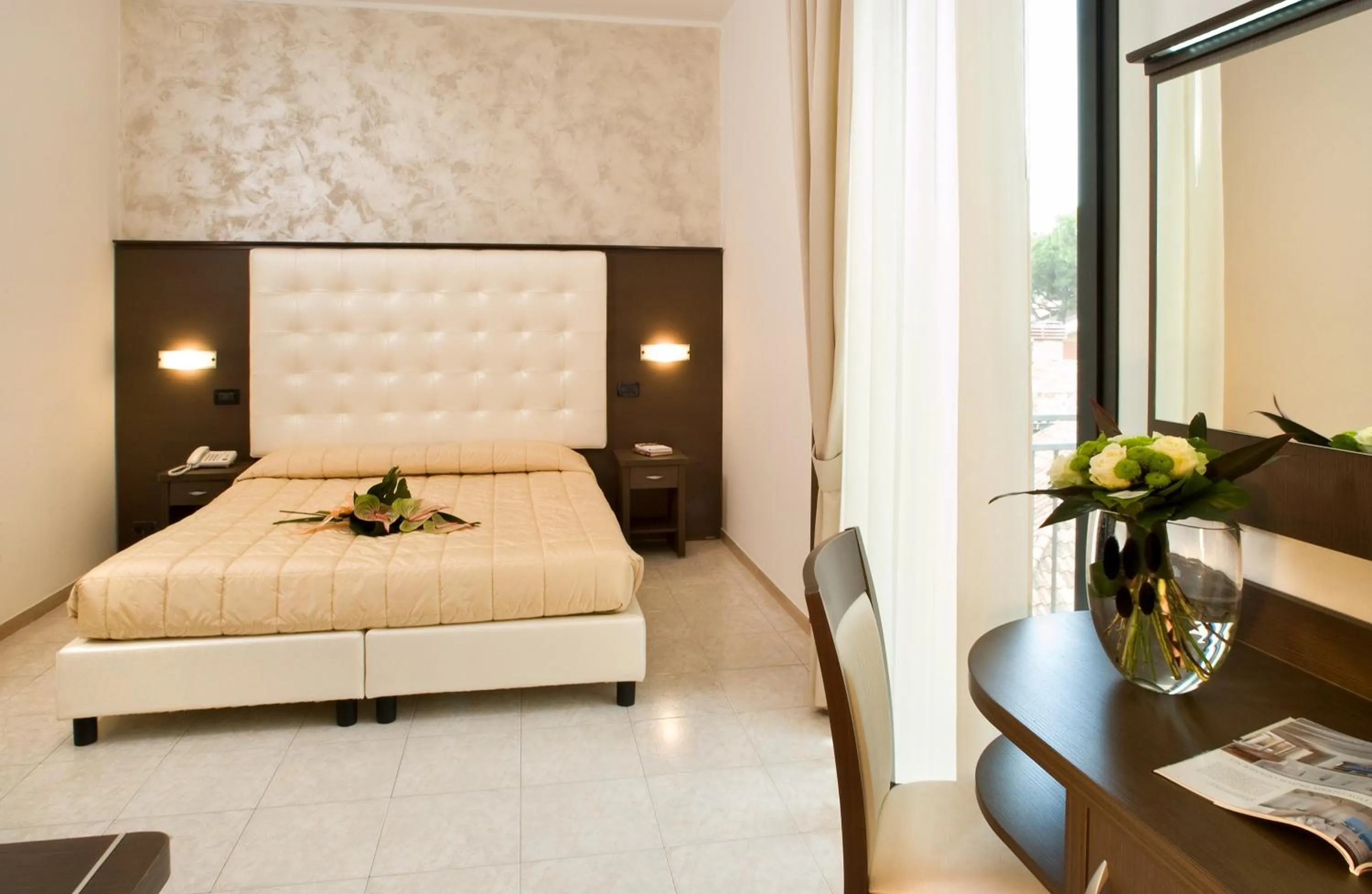 Bedroom, Bed in Hotel Villa Luigia