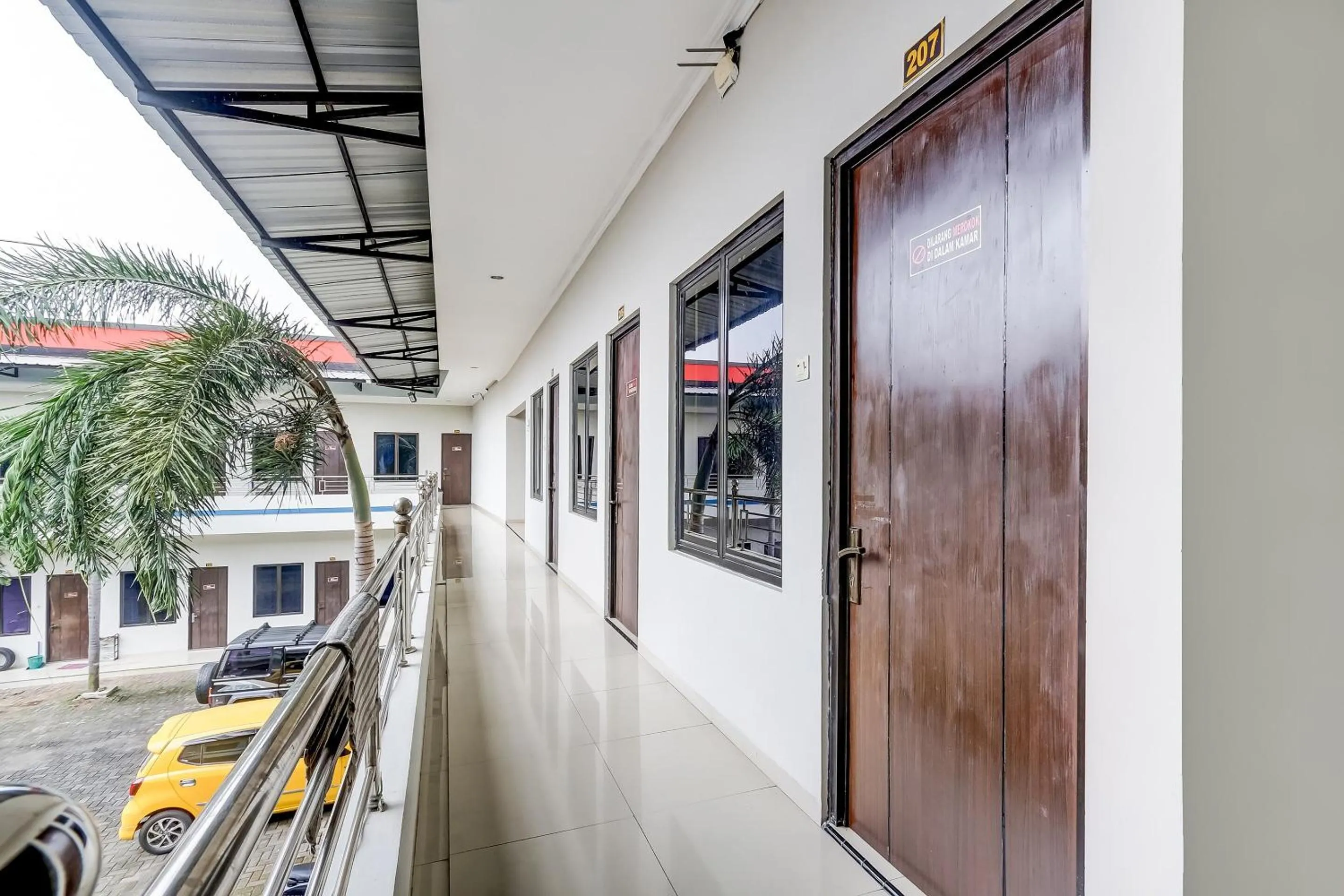 Lobby or reception in OYO 90927 Homestay Tentrem 2