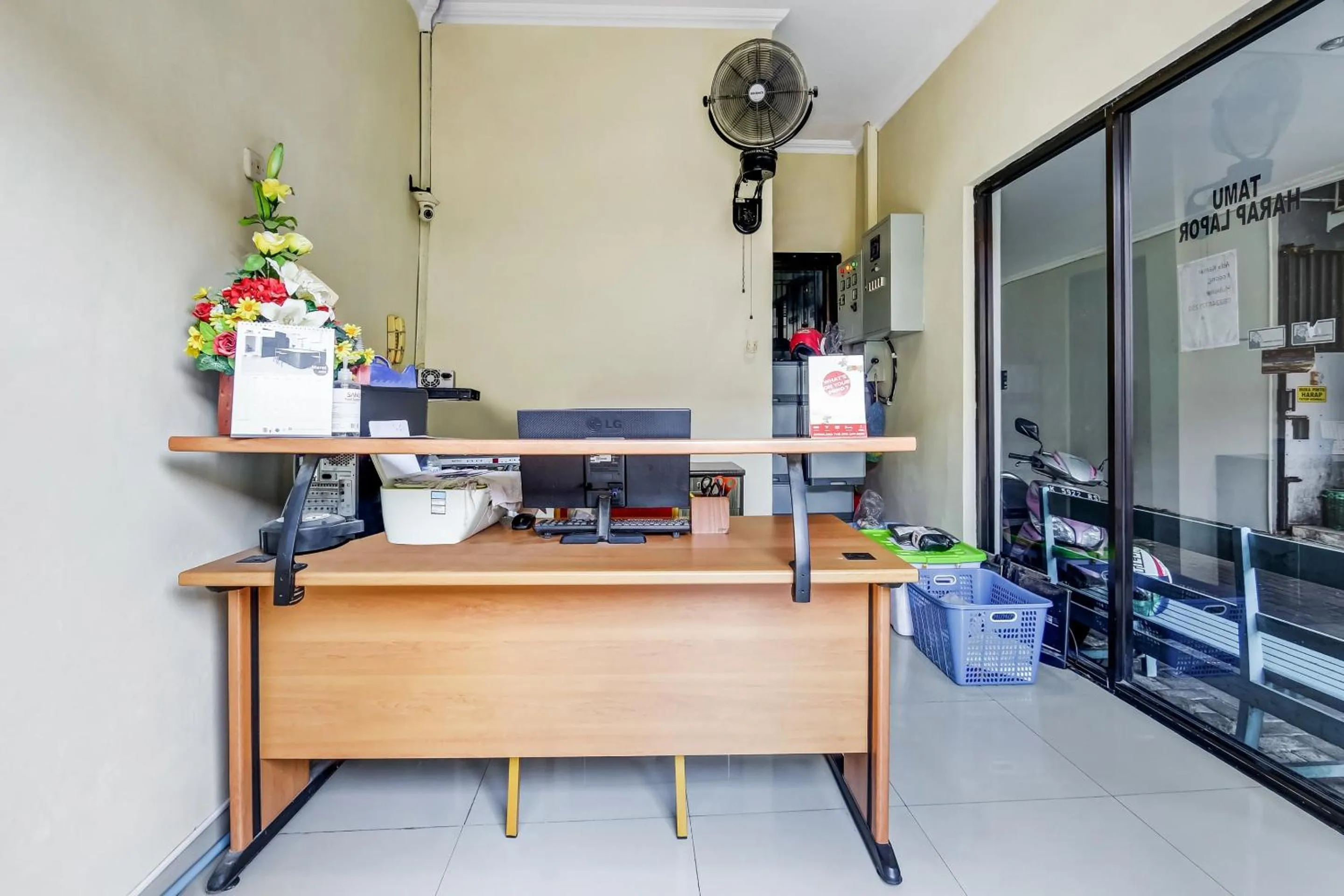 Lobby or reception in OYO 90927 Homestay Tentrem 2