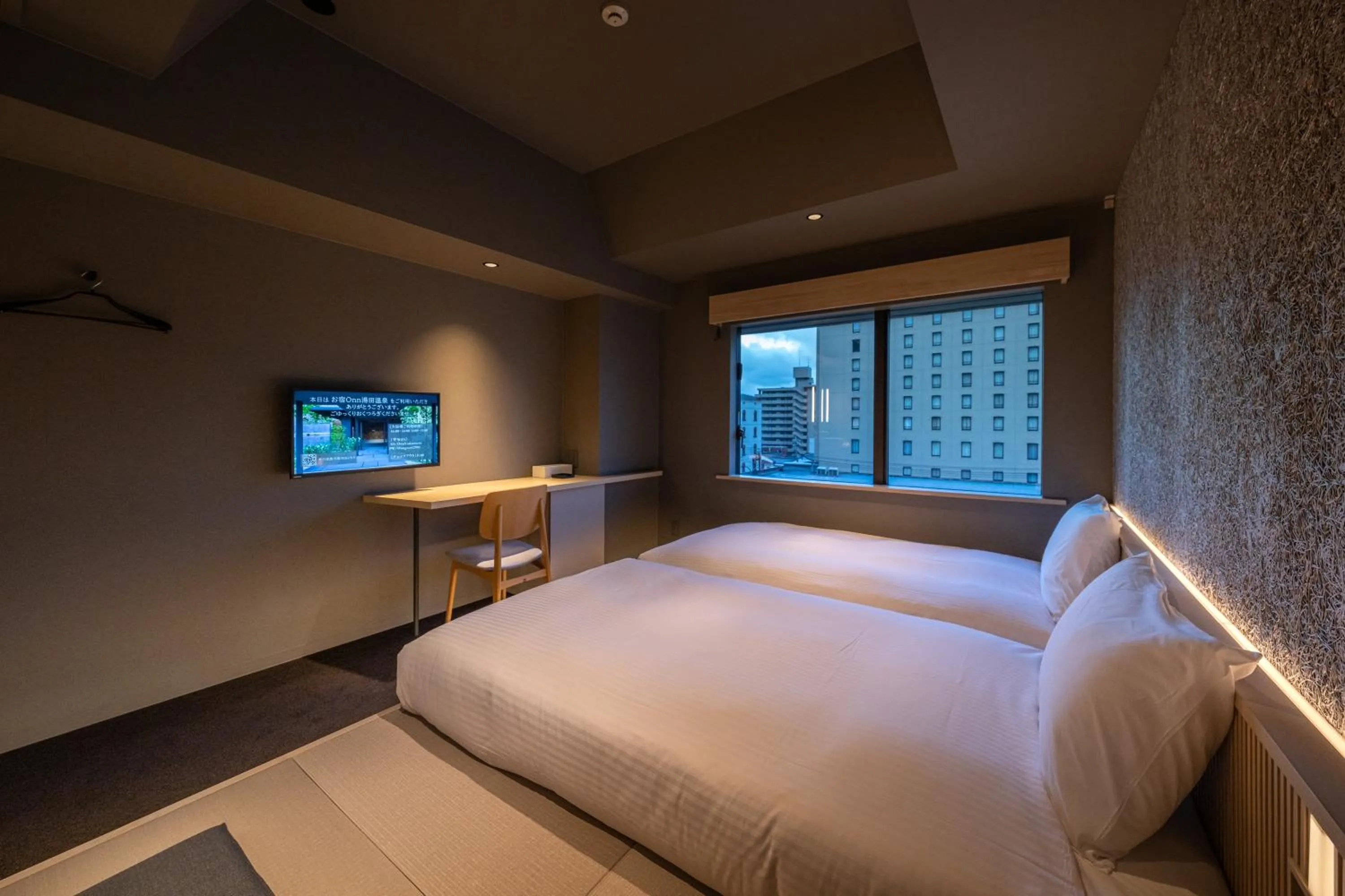 Photo of the whole room, Bed in Onn Yuda Onsen