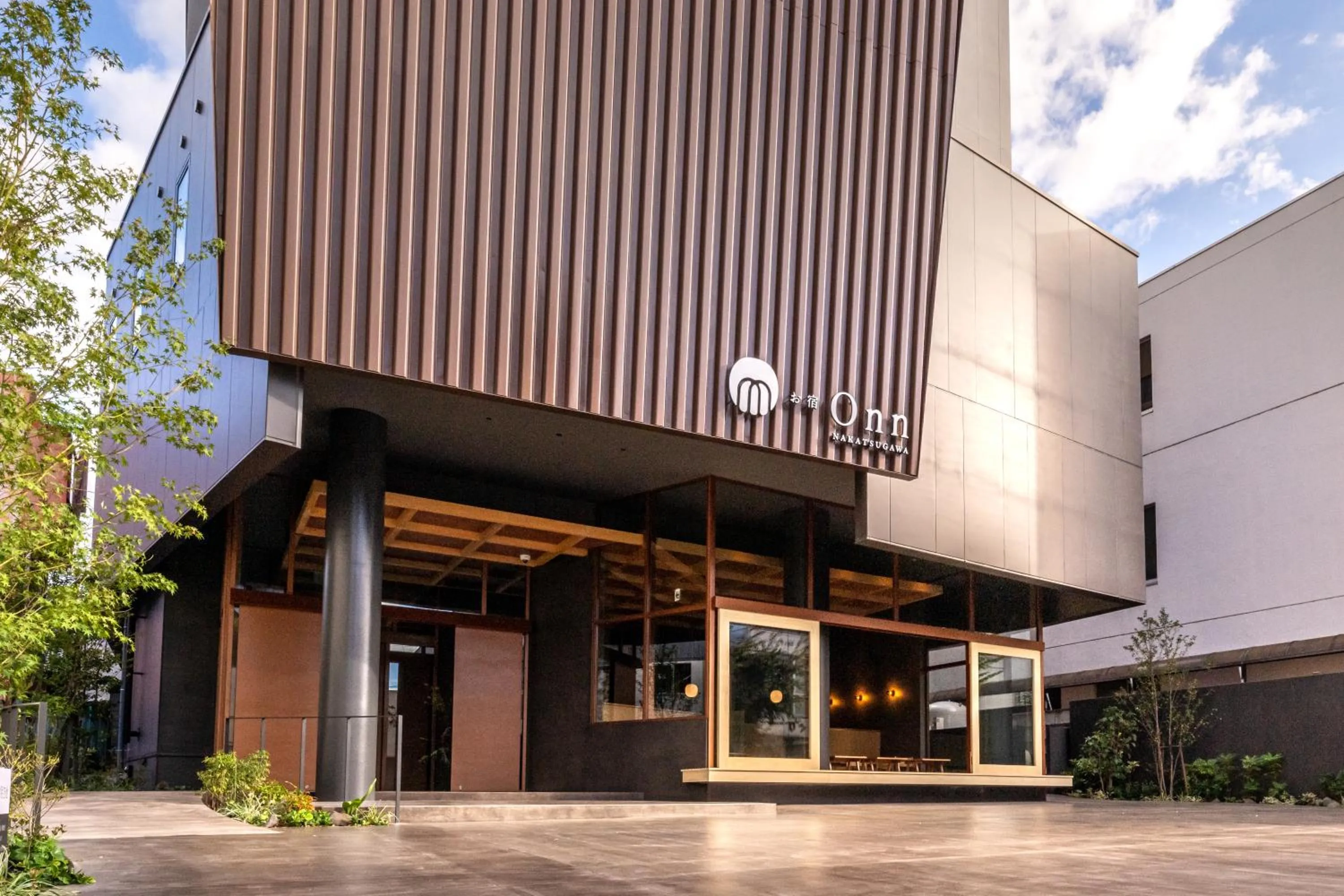 Property building in Onn nakatsugawa