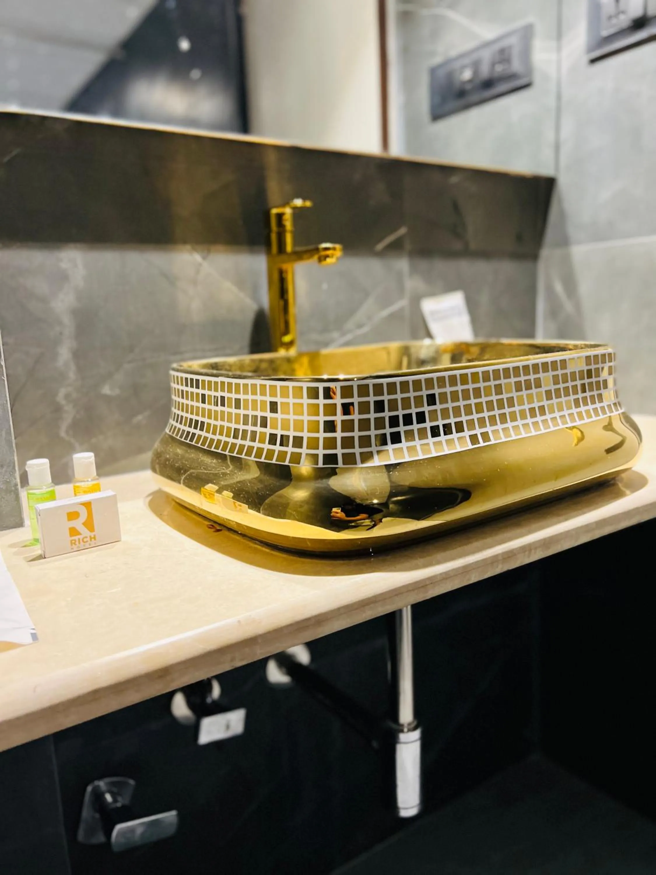 Bathroom in Rich Hotel Mumbai