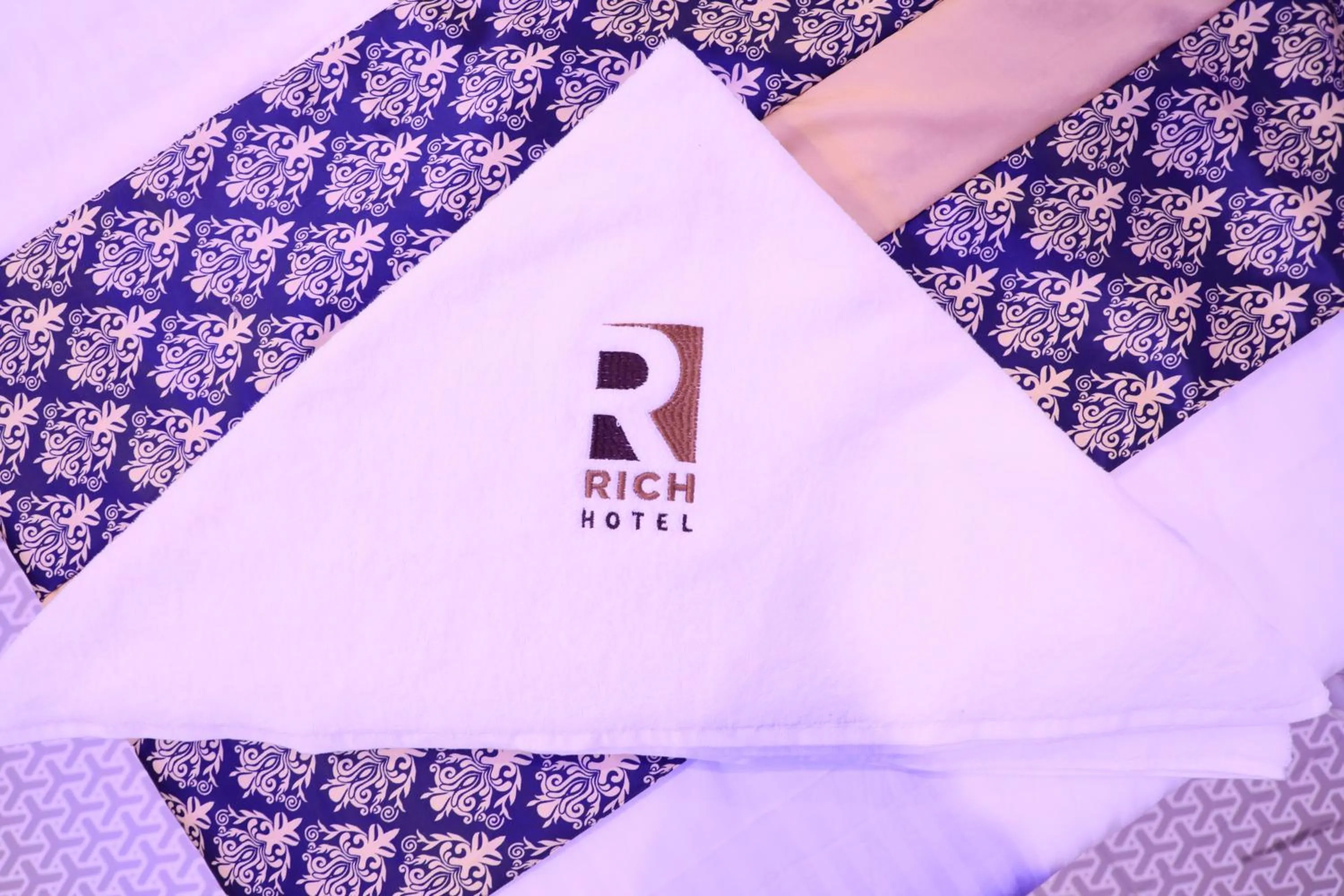 towels in Rich Hotel Mumbai