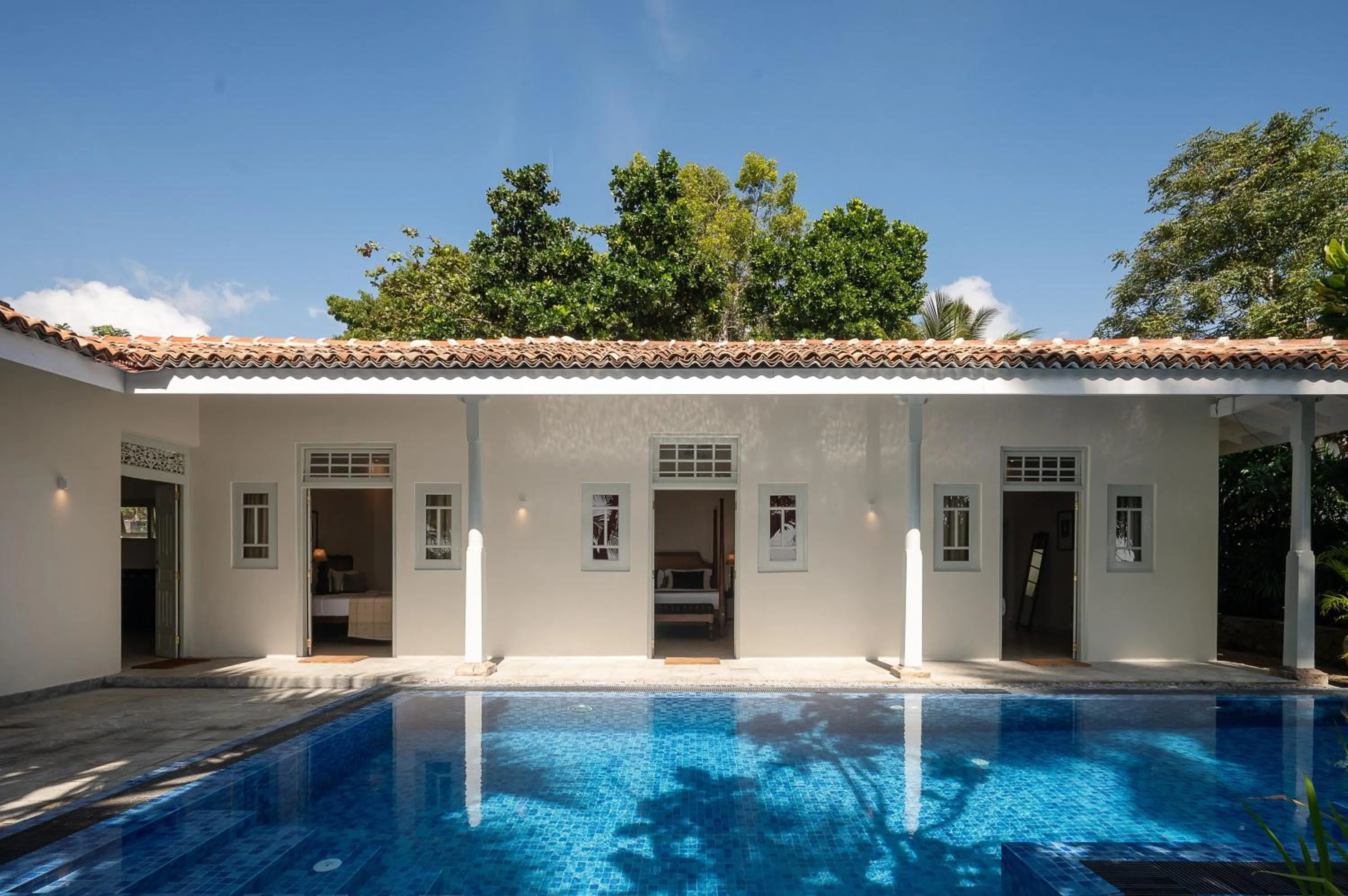 Swimming pool in Halcyon Mawella