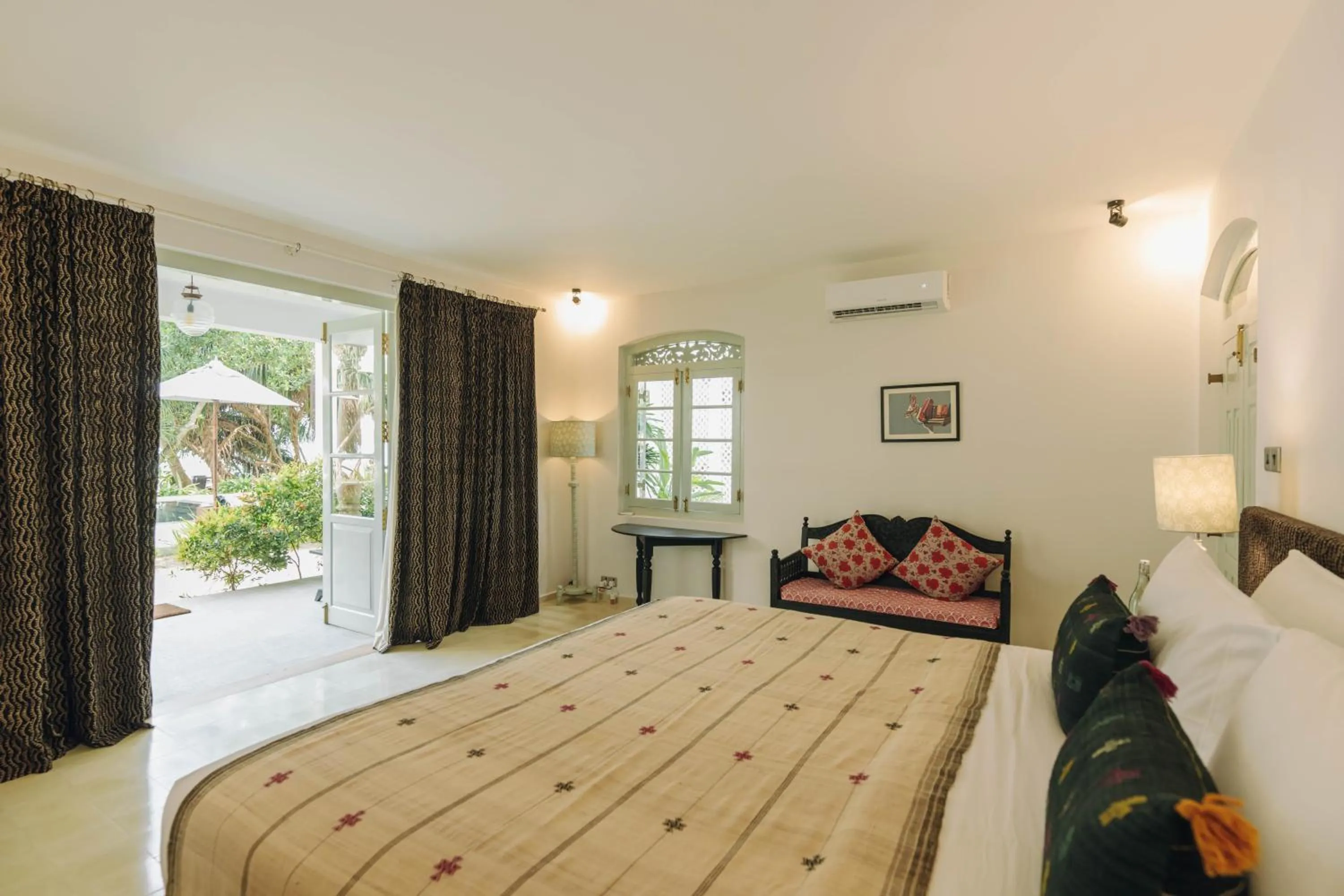 Bed in Halcyon Mawella