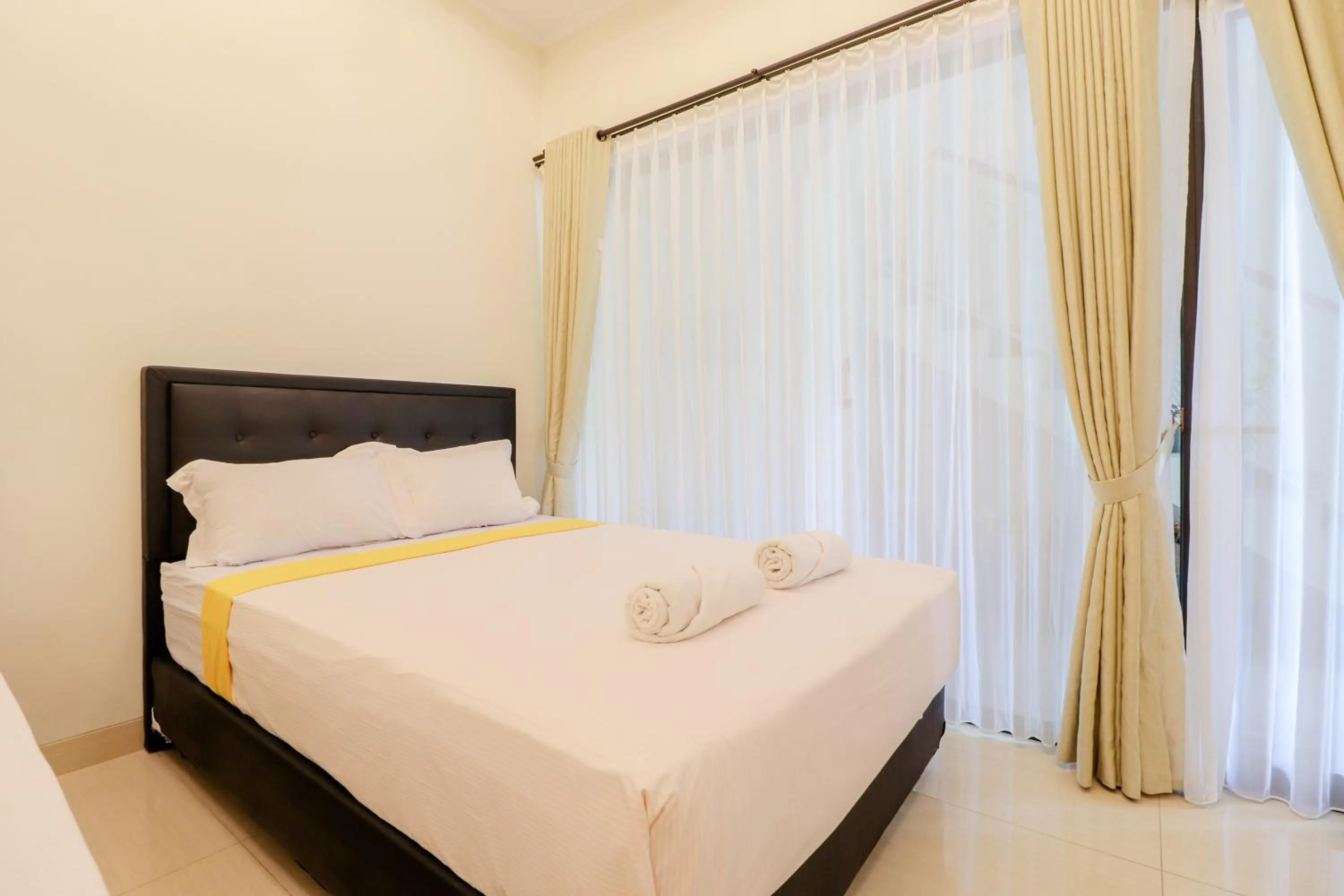 Bed in Roemah Kenari