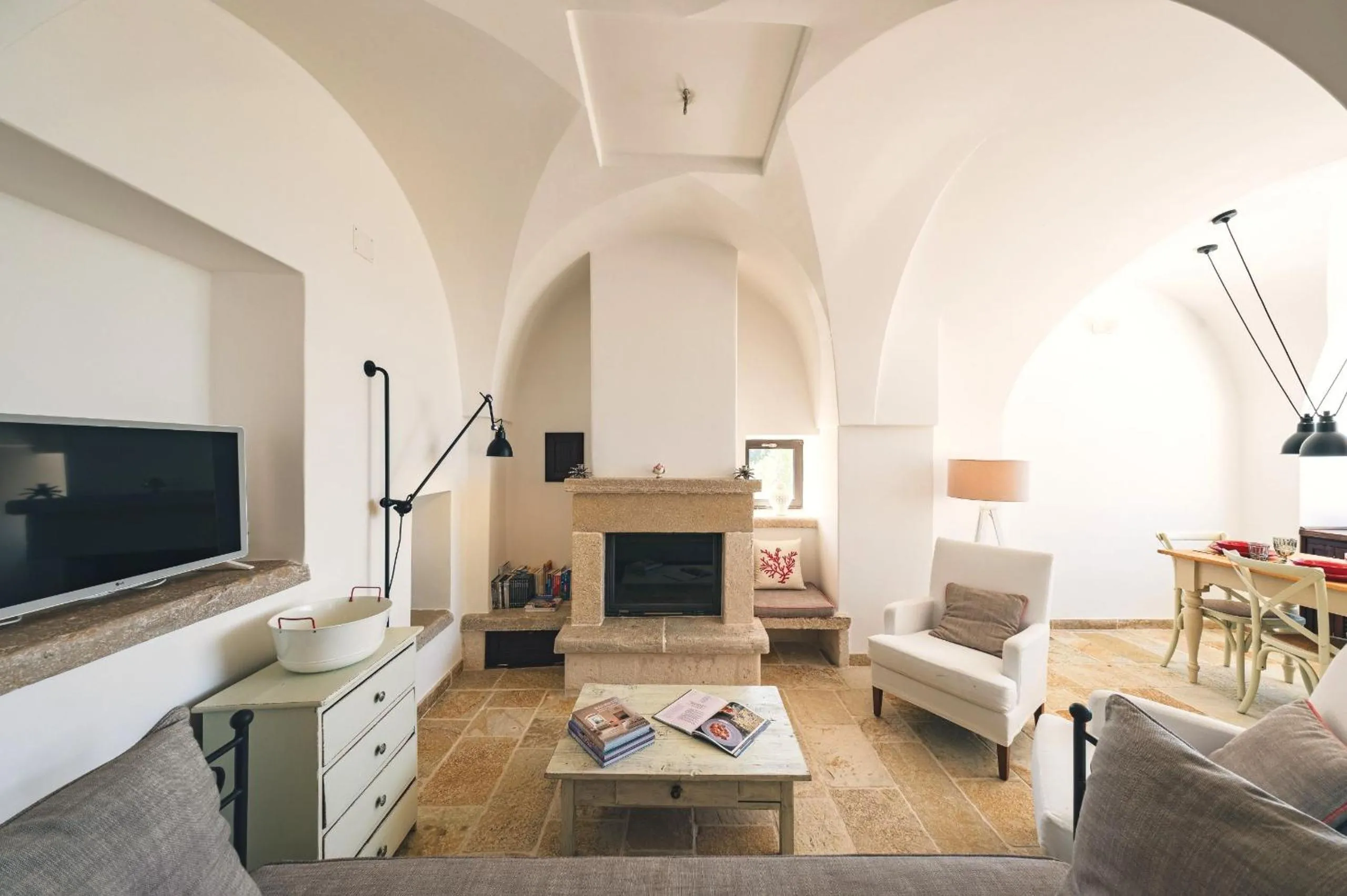 HelloAPULIA - Masseria Minetta, Scenic Villa Escape - Pet friendly