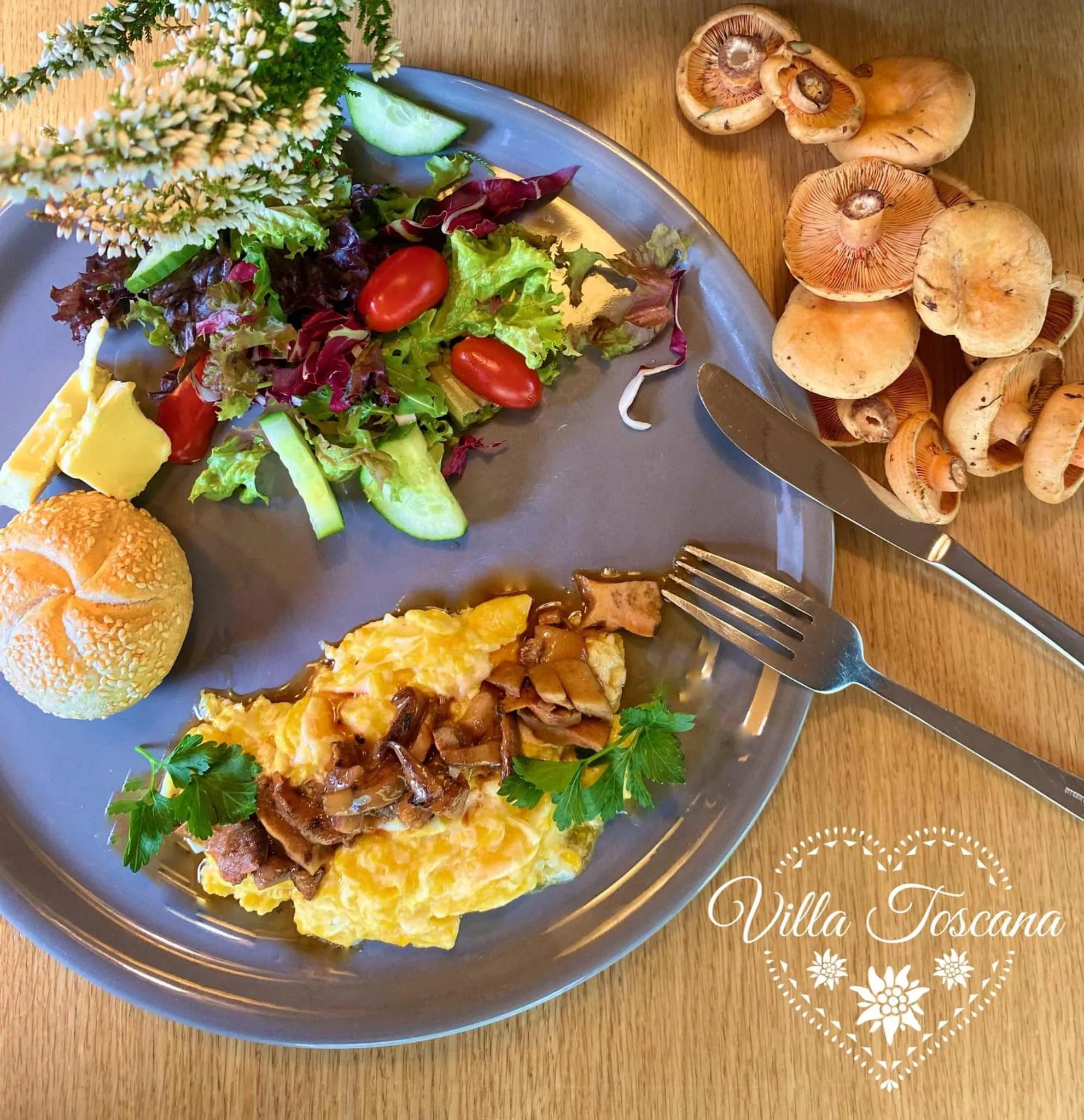 Restaurant/places to eat in Villa T Apartments & SPA