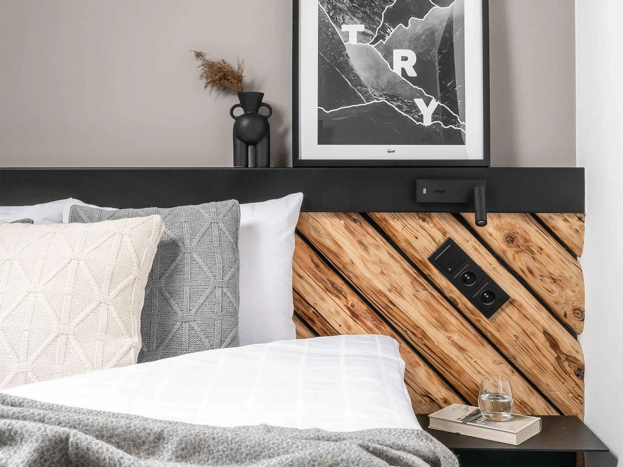 Bed in Villa T Apartments & SPA