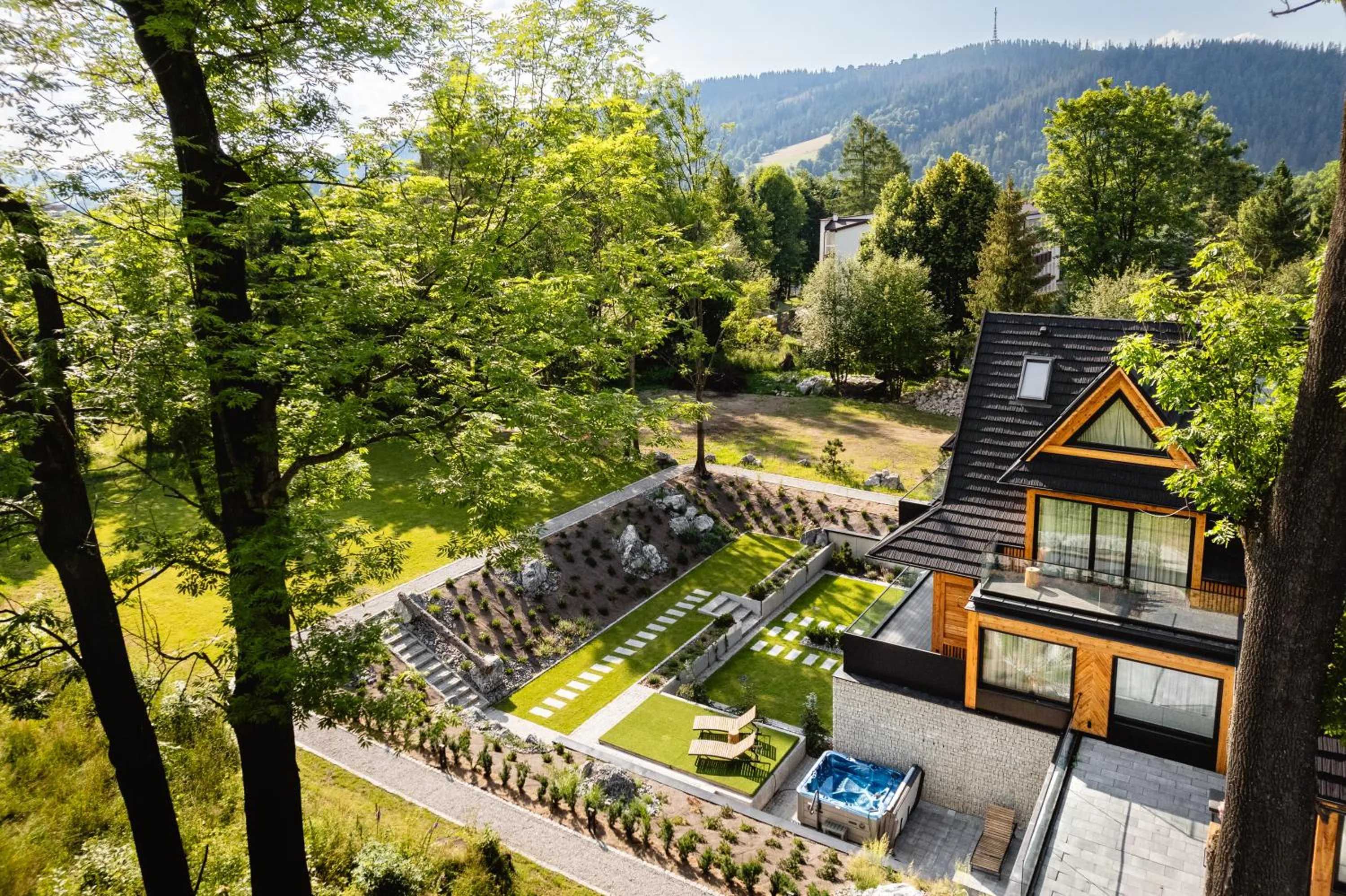 Garden in Villa T Apartments & SPA