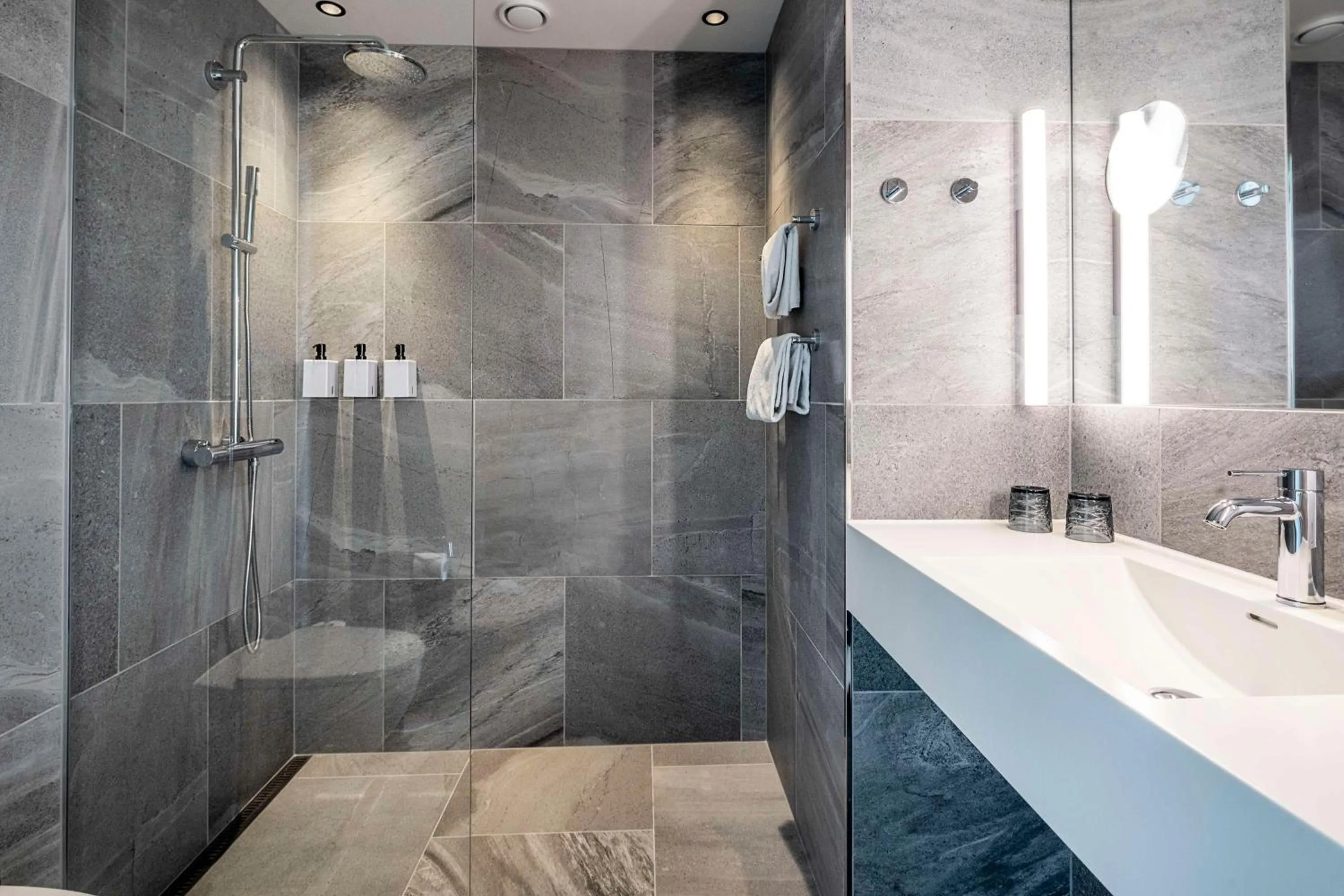 Bathroom in Scandic Spectrum