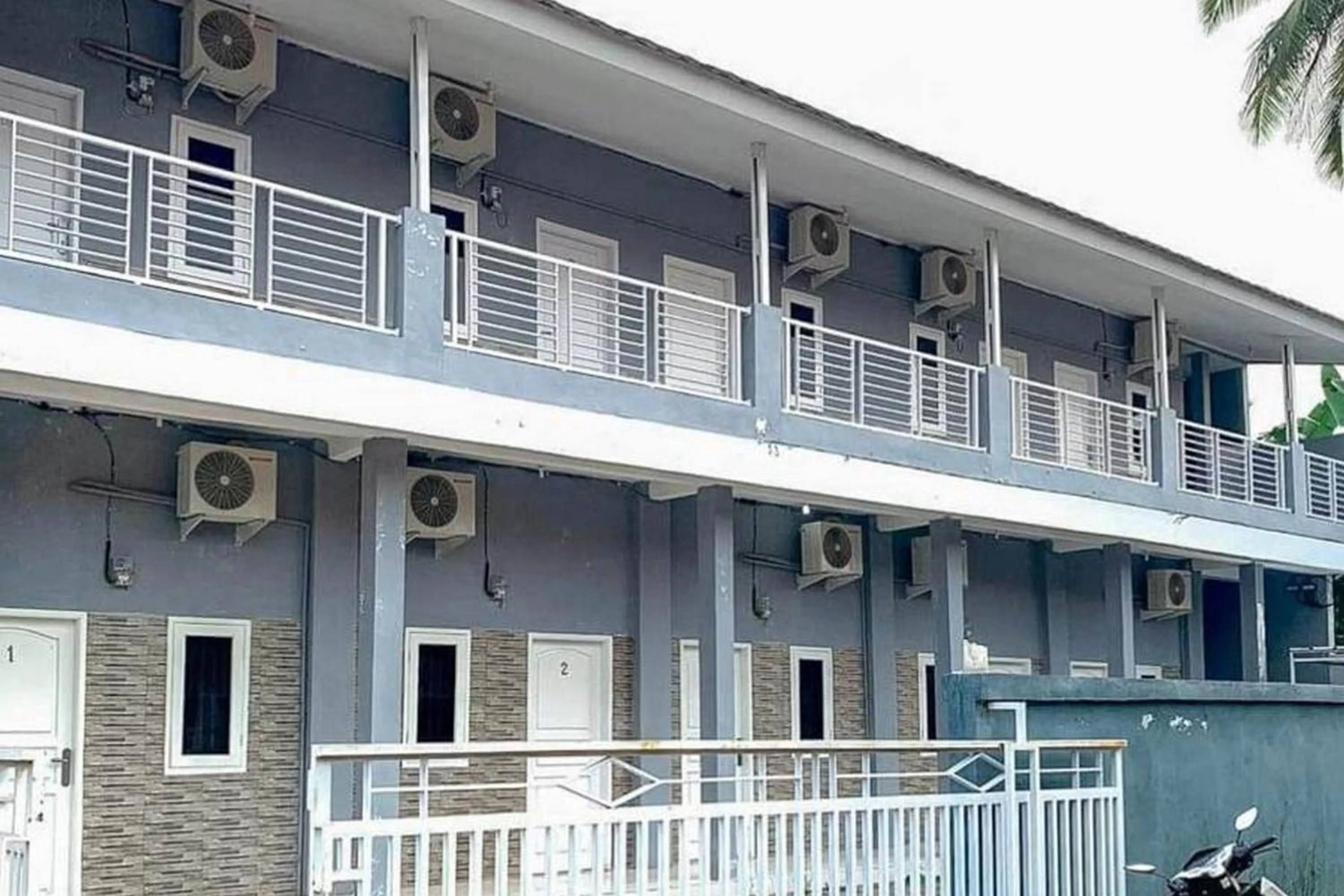 Property building in Kai Homestay Near Anyer Beach RedPartner